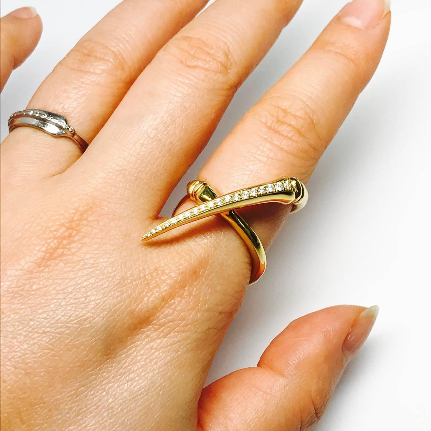 Latreia by Mana Matsuzaki  Keras Diamond Horn Unisex Ring For Sale 4