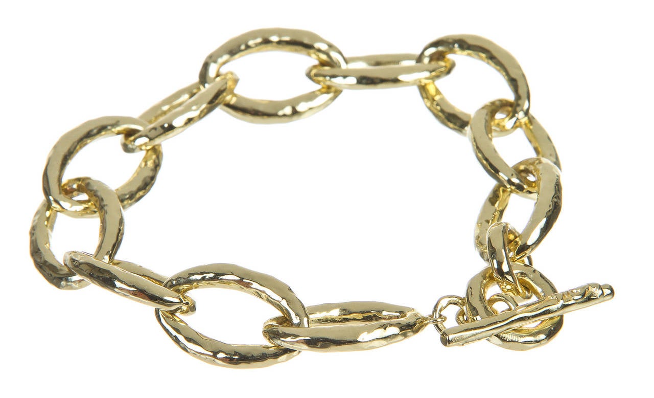 Show off your signature style with this beautiful Ippolita Glamazon bracelet. This gorgeous bracelet has been crafted from 18k gold. Wear anywhere!