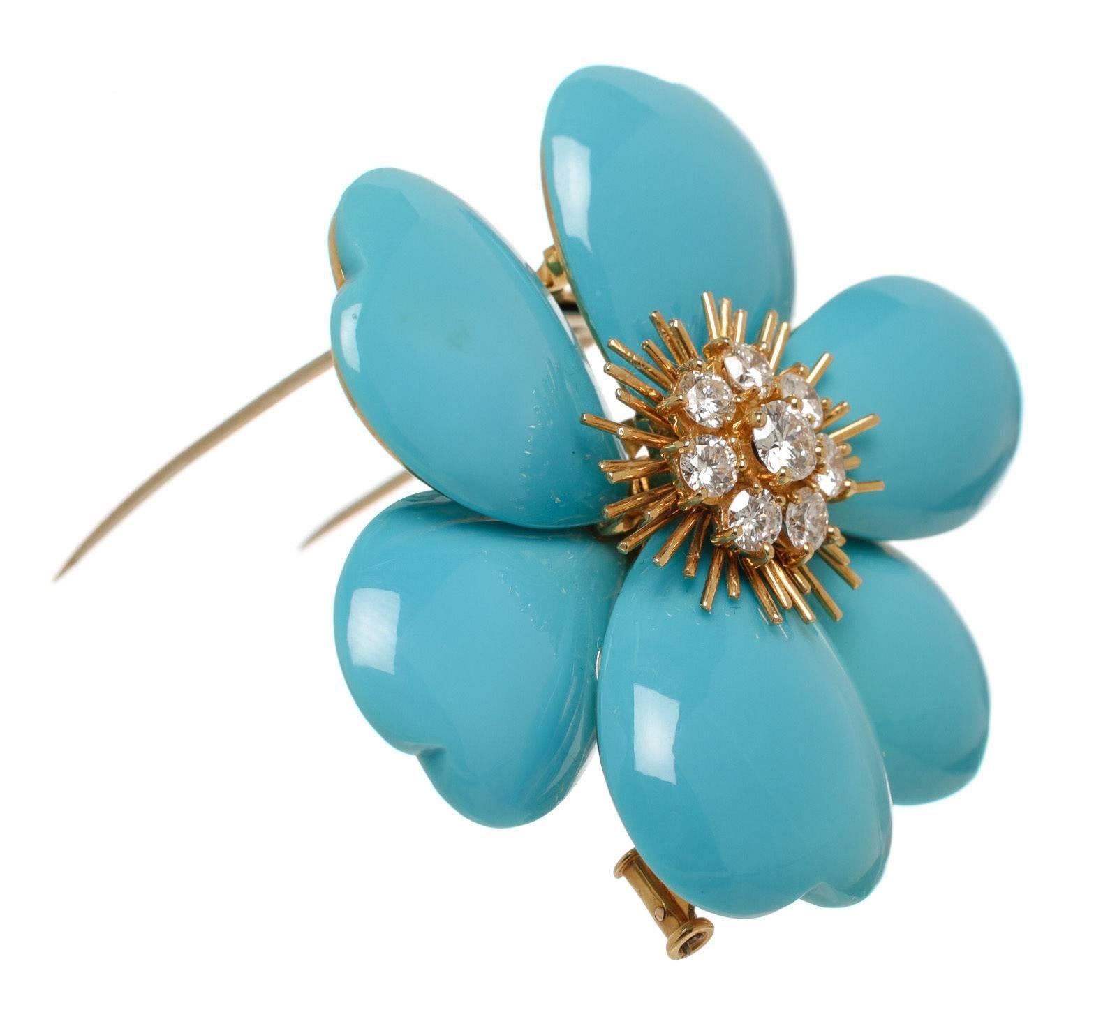Designer: Van Cleef & Arpels
Type:
Brooch
Condition: Excellent condition
Color:
Turquoise and Yellow Gold
Material:
Turquoise, Yellow Gold, and 7 Diamonds
Dimensions:
53mm W x 17mm D
Description:
The comparable large size item on the Van