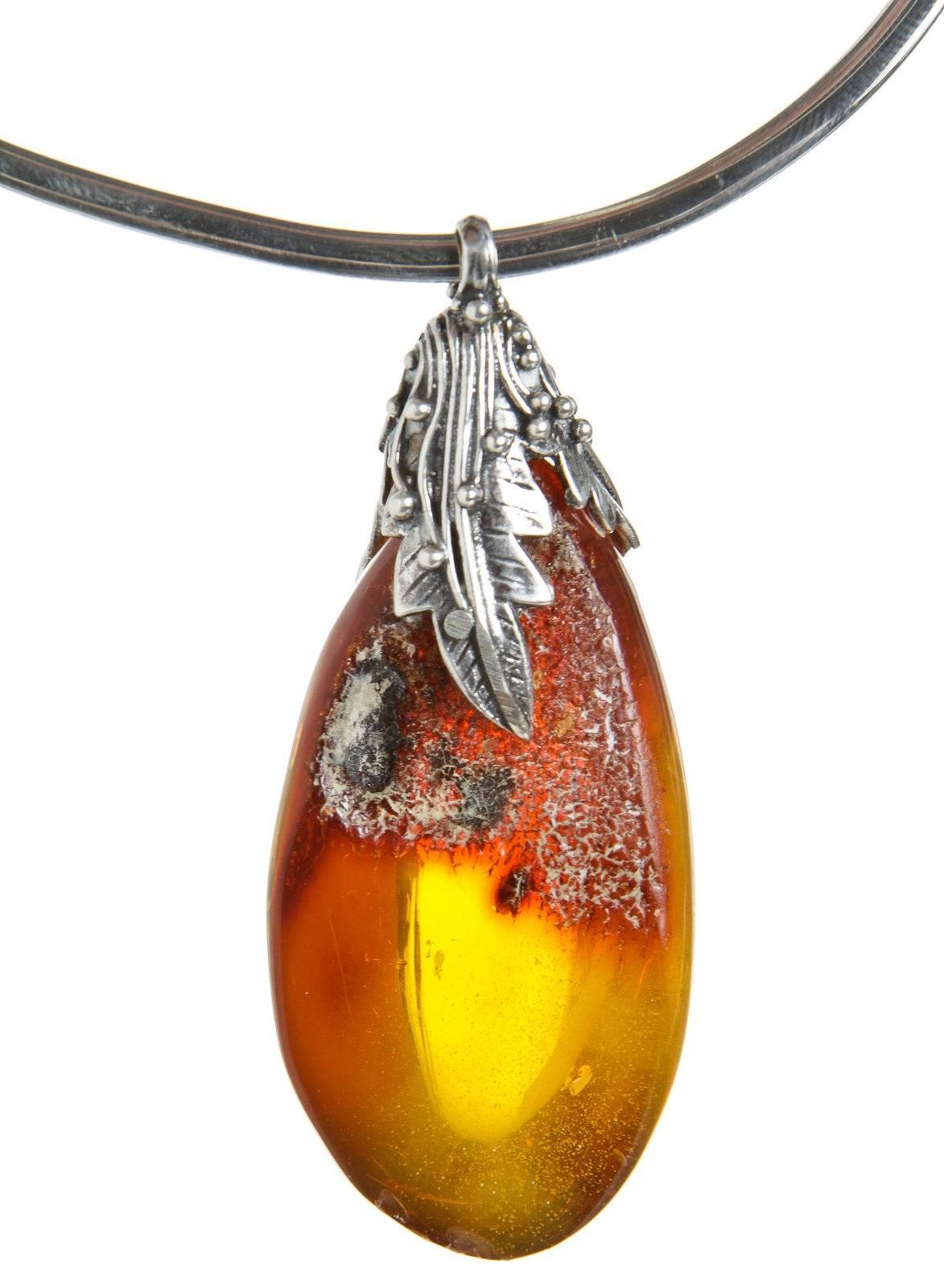 House of Amber Silver Amber Pendant Necklace For Sale 1