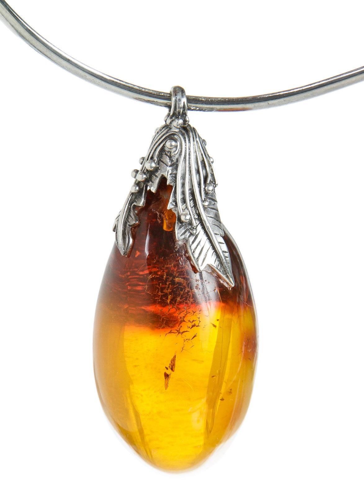 House of Amber Silver Amber Pendant Necklace For Sale 3