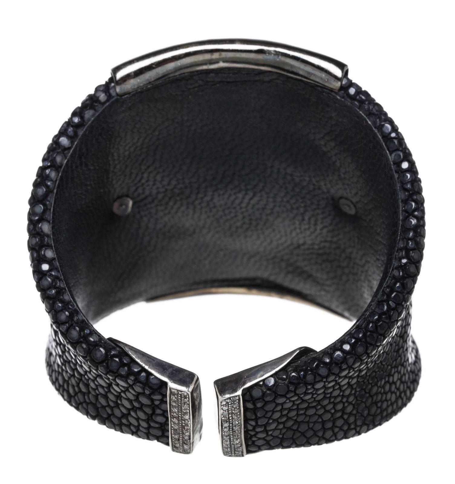 Women's Julia Post Black Stingray and Diamond Cross Cuff Bracelet For Sale