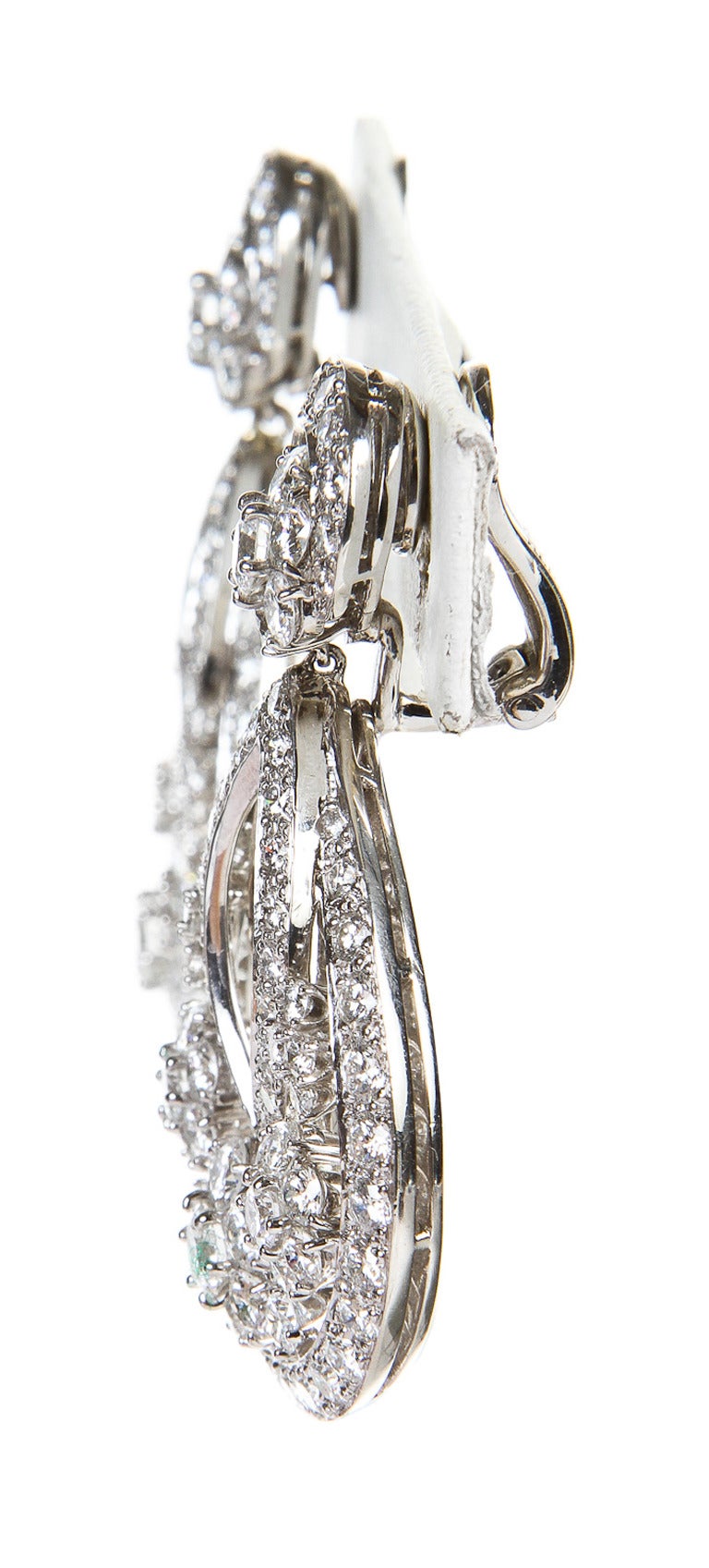 Van Cleef & Arpels Diamond Platinum Large Snowflake Earrings For Sale 5