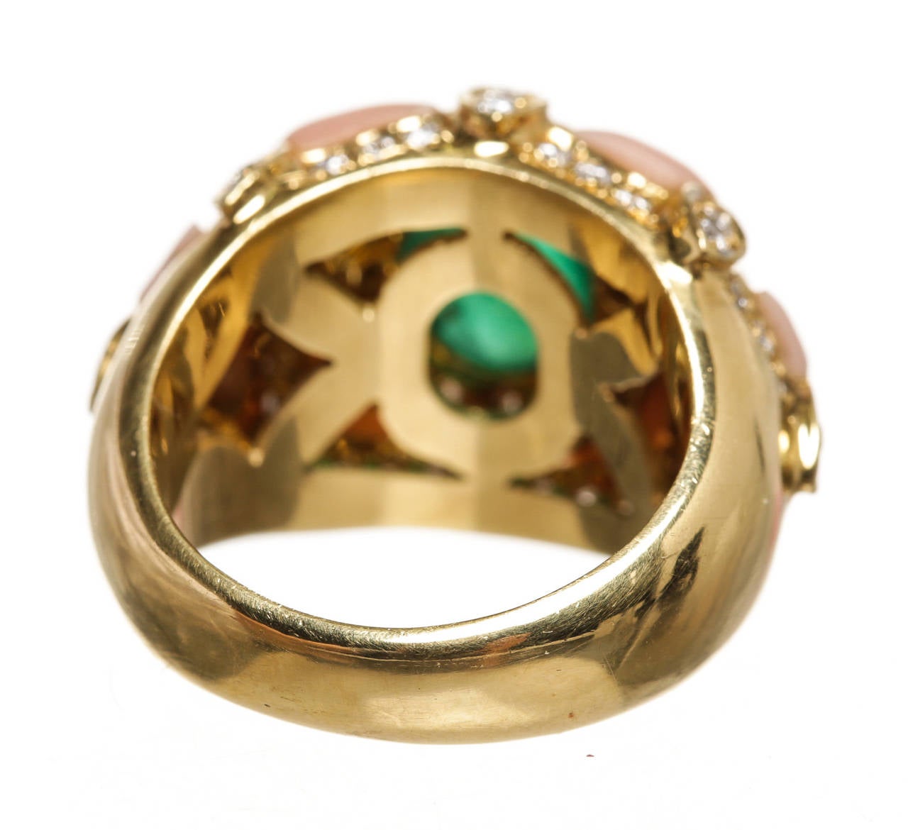 Show off your signature style with this beautiful Gold Diamond and Cabochon Emerald Ring.

The ring weighs approximately 19.2 grams.  The ring tapers from 18.00mm to 5.00mm.  

Bezel set is 1 Oval Cabochon Cut Emerald of medium dark green color