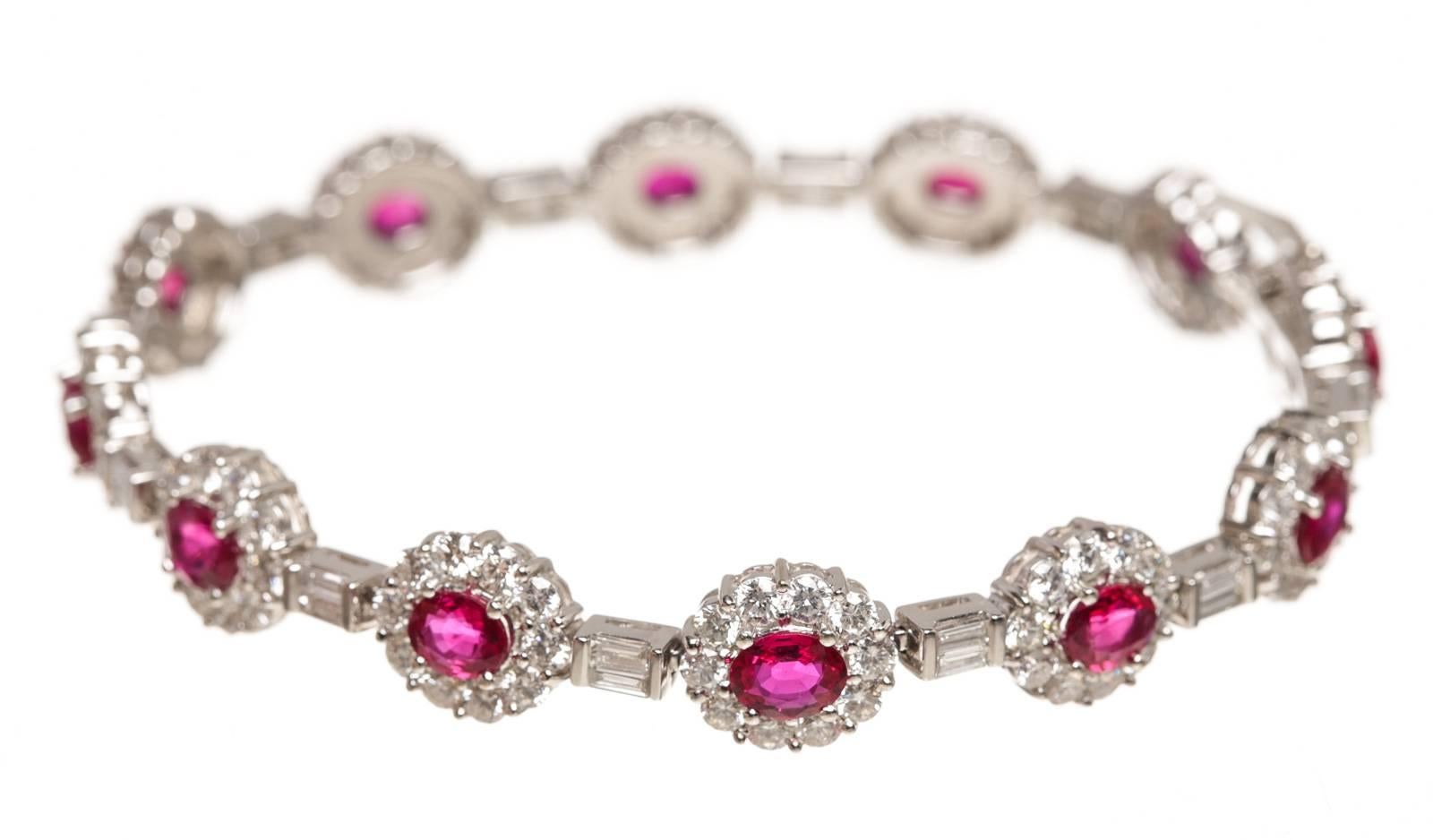 Ruby diamond gold link Bracelet In Excellent Condition For Sale In Corona Del Mar, CA