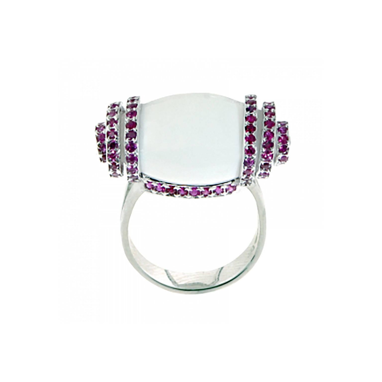 Youmna Fine Jewellery 18 Karat White Gold with Agate and Rubies Cocktail Ring For Sale