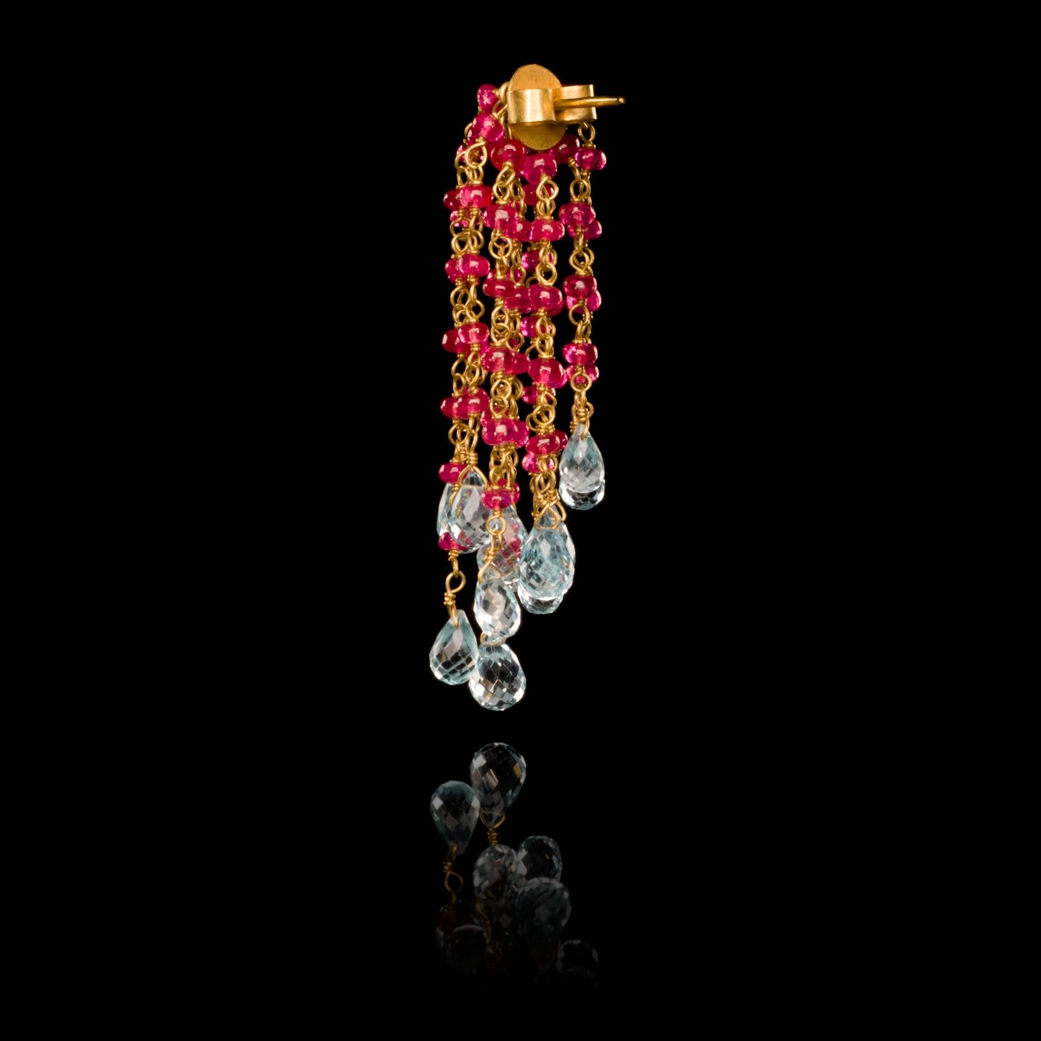 Red Spinel Blue Topaz and Yellow Gold Bead Drop Earrings In New Condition For Sale In London, Stockholm