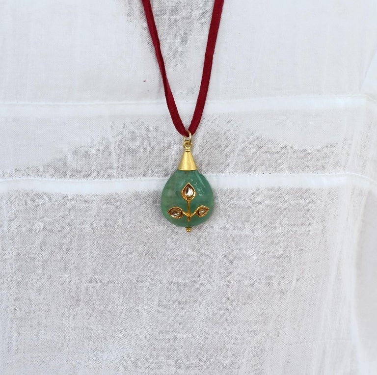 Diamond Green Fluorite And 18 Karat Gold Pendant Necklace For Anglo Indian Diamond Green Fluorite And 18 Karat Gold Pendant Necklace For