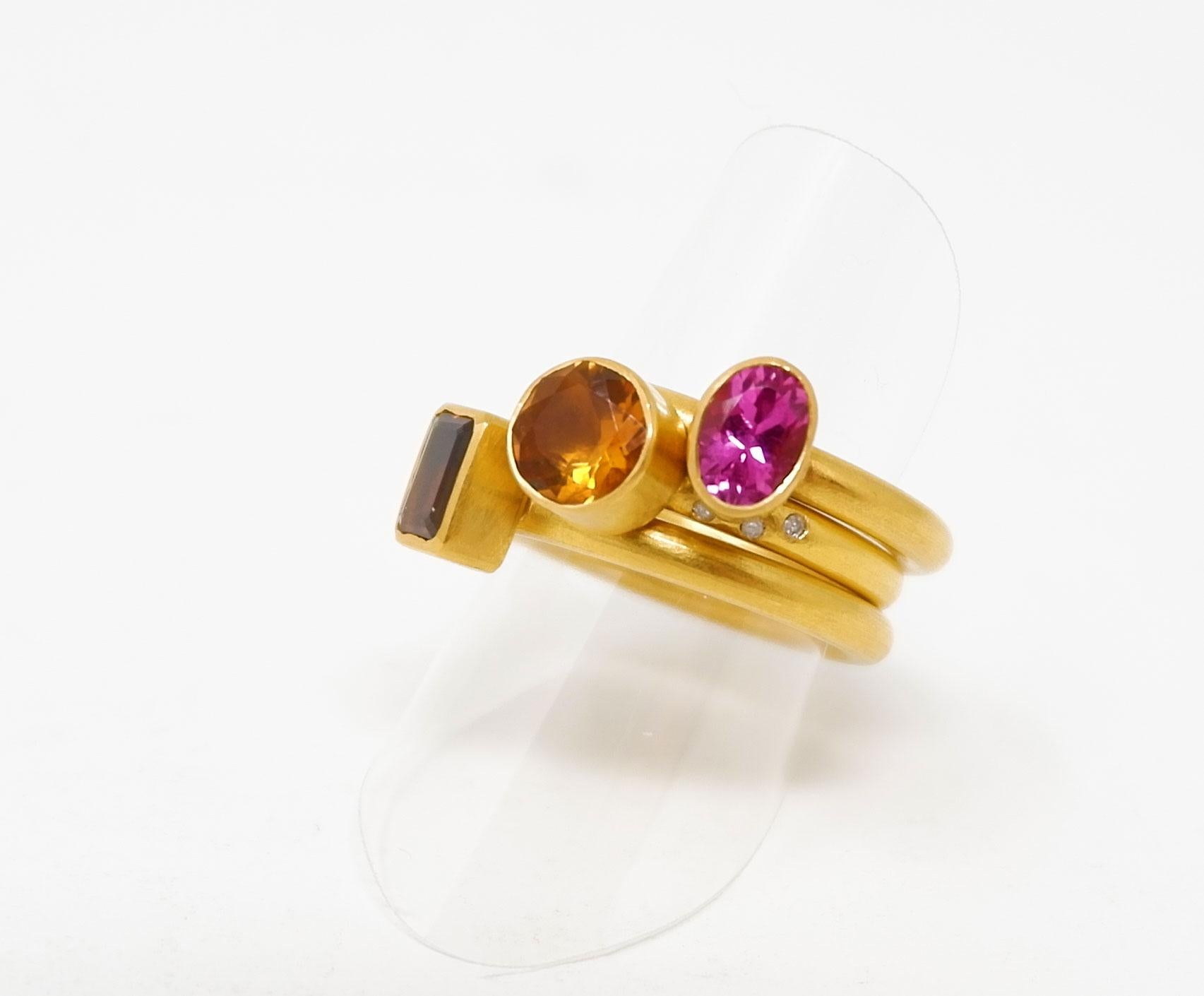 Diamond Citrine and 18 Karat Gold Stacking Ring In New Condition For Sale In London, Stockholm
