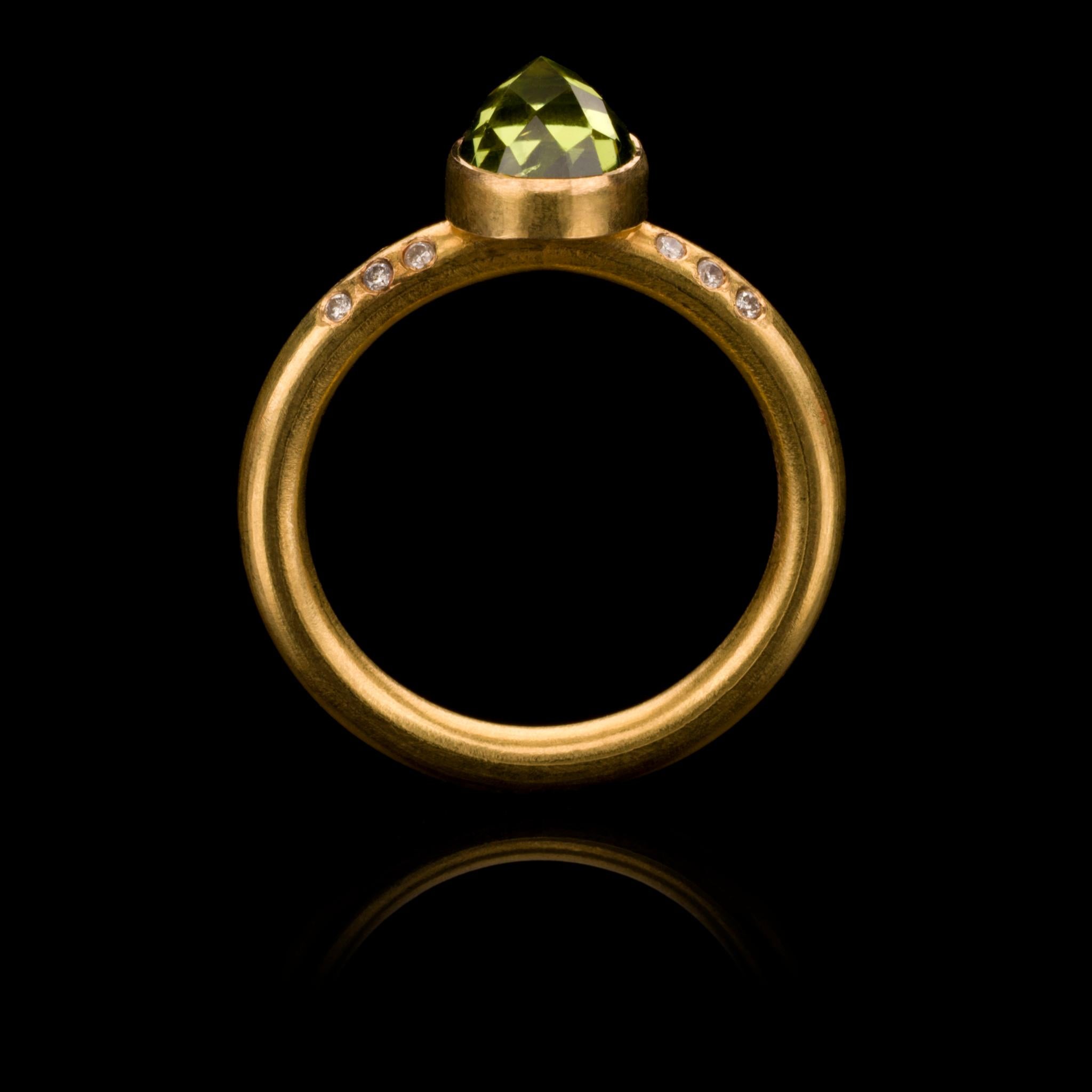 Contemporary Diamond Peridot and 18 Karat Yello Gold Stacking Ring For Sale