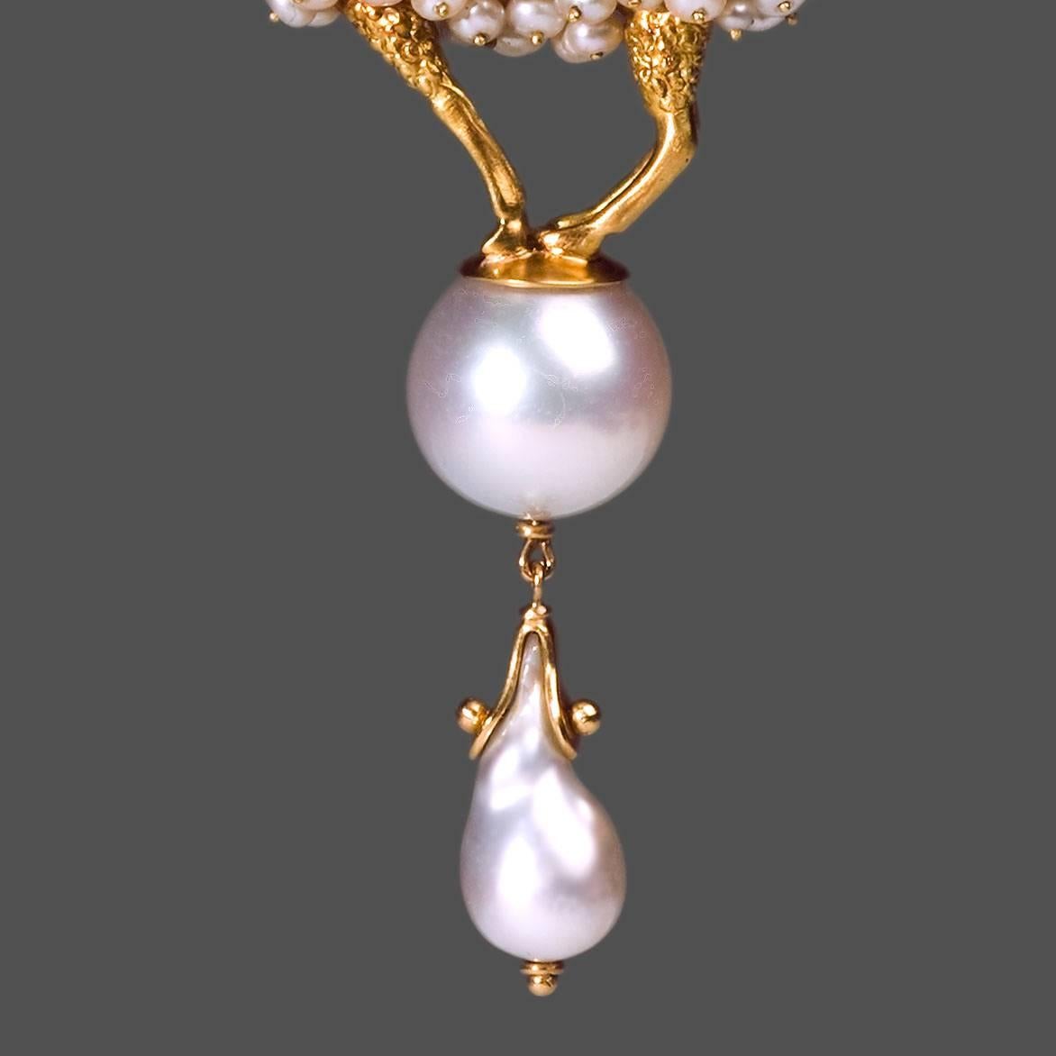 Ark Design, Diamond Eyes, Yellow Gold and Pearls Pendant Brooch In New Condition For Sale In New York, NY