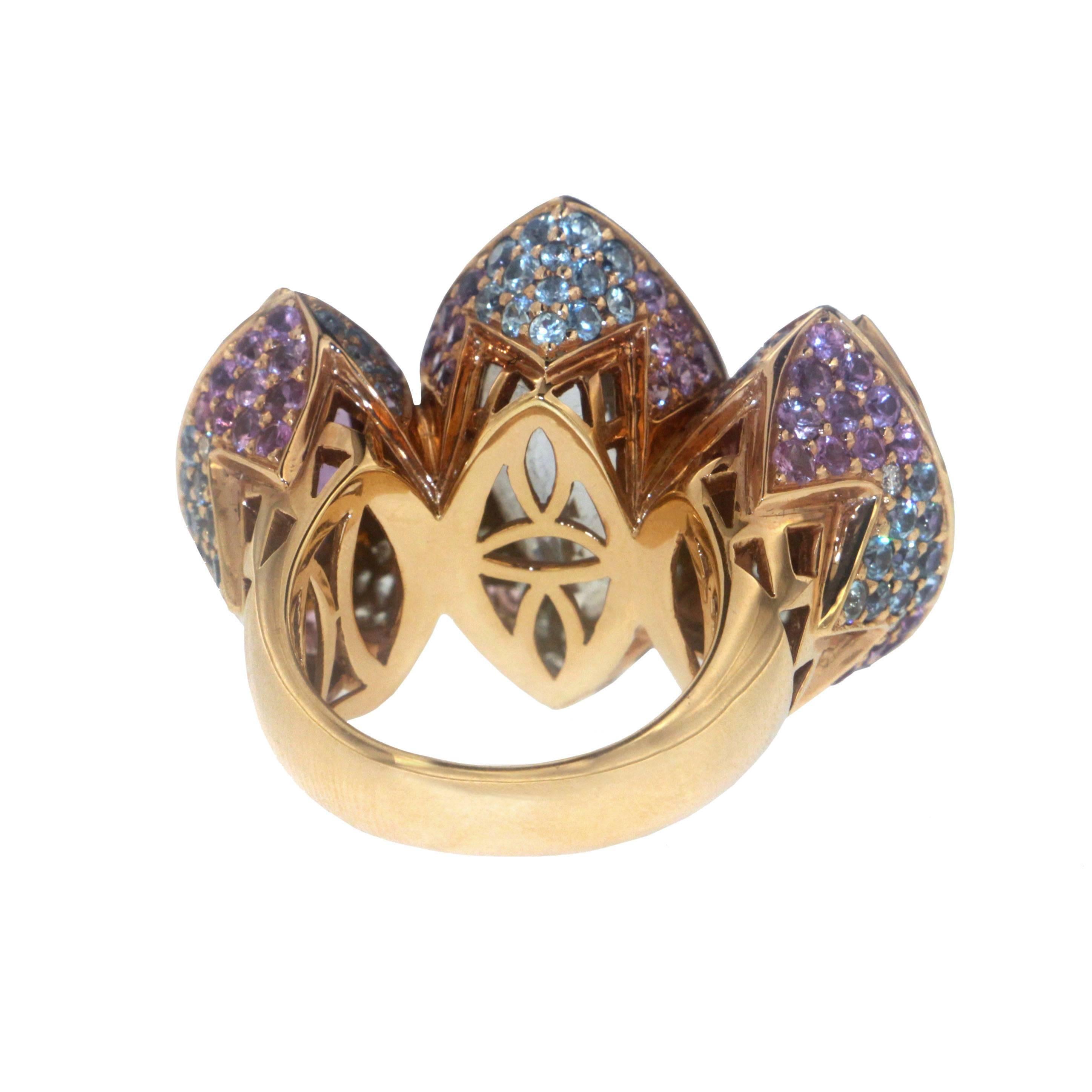 Zorab Kreation, Ring mit Jezebel Marquis Amethyst und blauem Topas (Neuägyptisch) im Angebot