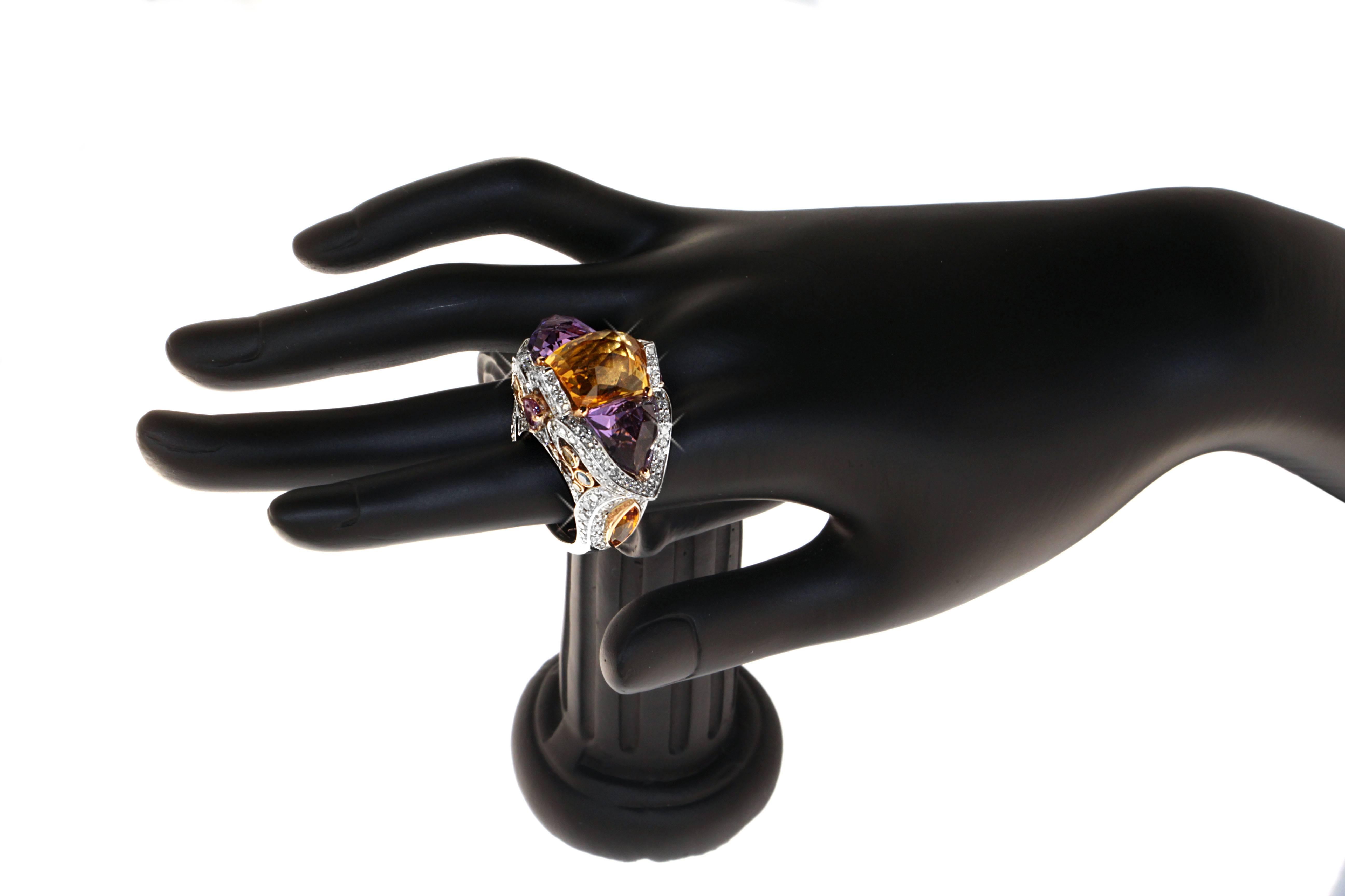 Contemporain Zorab Creation Bague en saphir, améthyste, quartz, citrine et diamant de couleur en vente