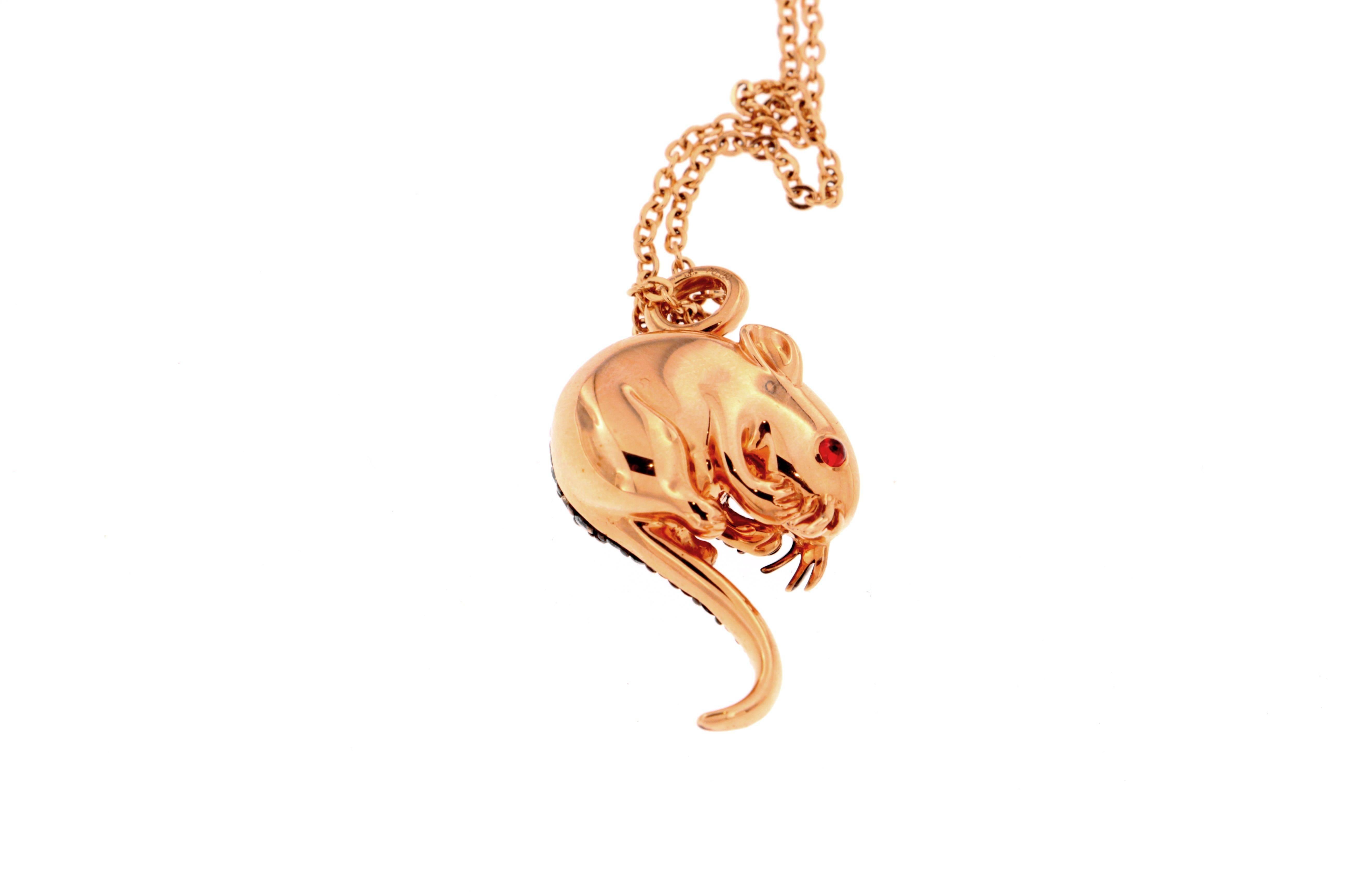 Contemporain Zorab Creation Pendentif souris multicolore en diamants en vente