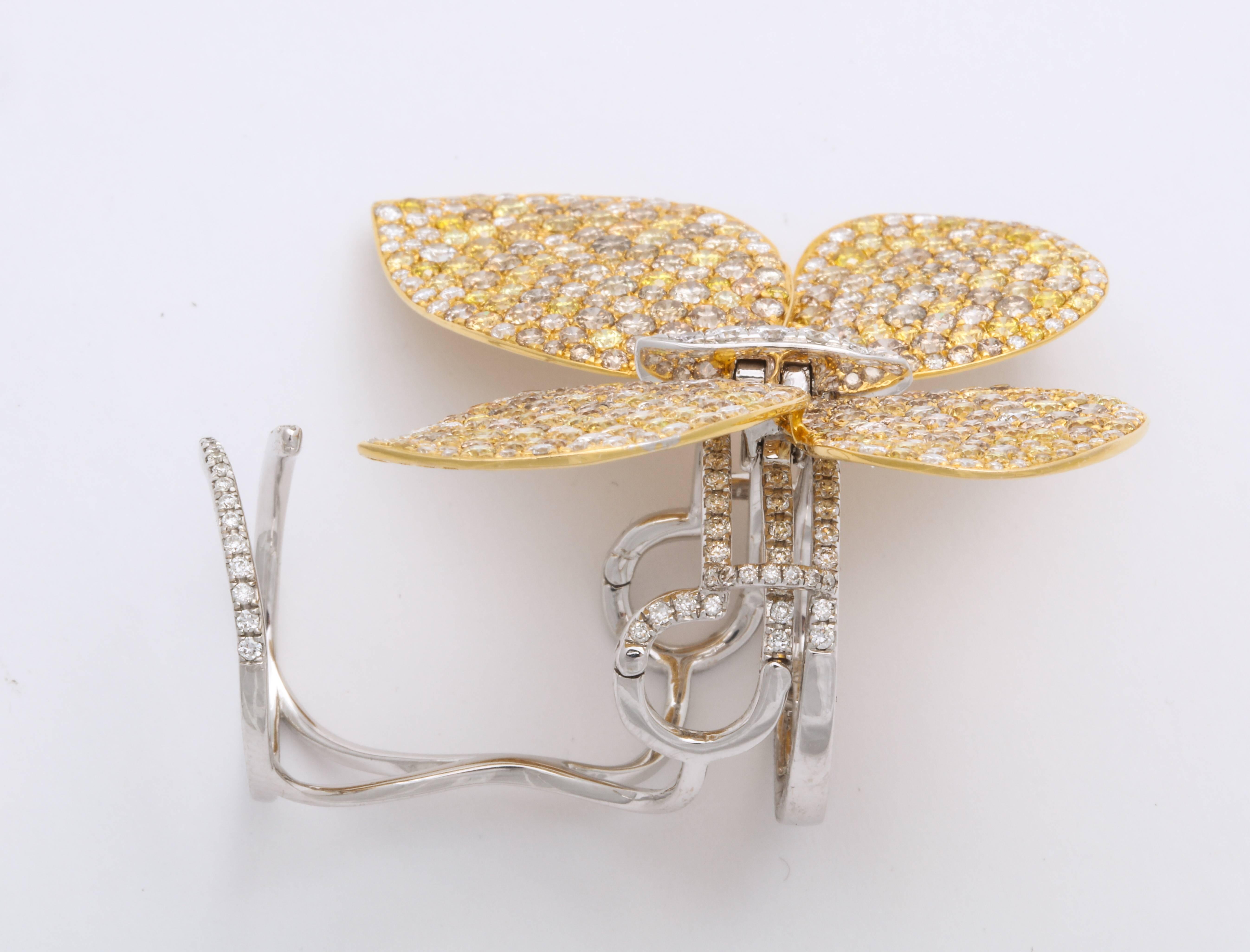 Yellow Gold and Diamond Articulating Butterfly Cocktail Ring For Sale 1