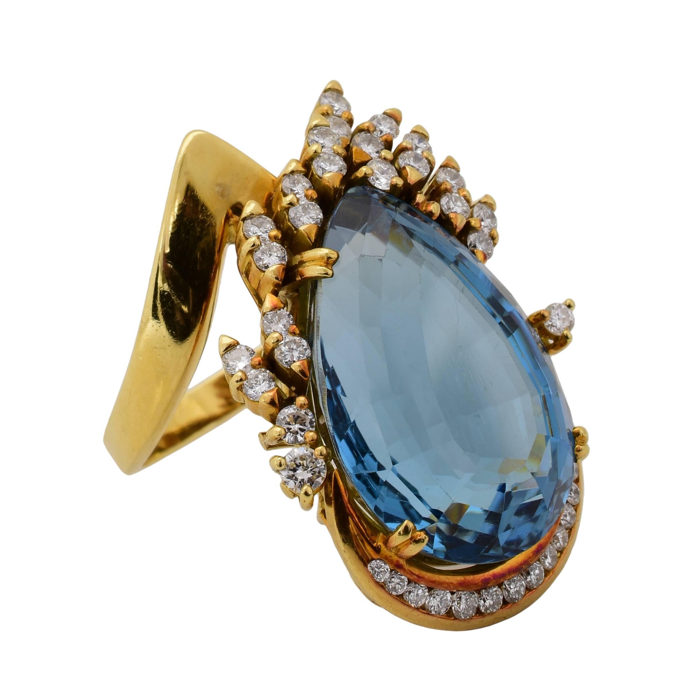 Pear Cut Retro Era Blue Topaz Diamond Gold Cocktail Ring For Sale