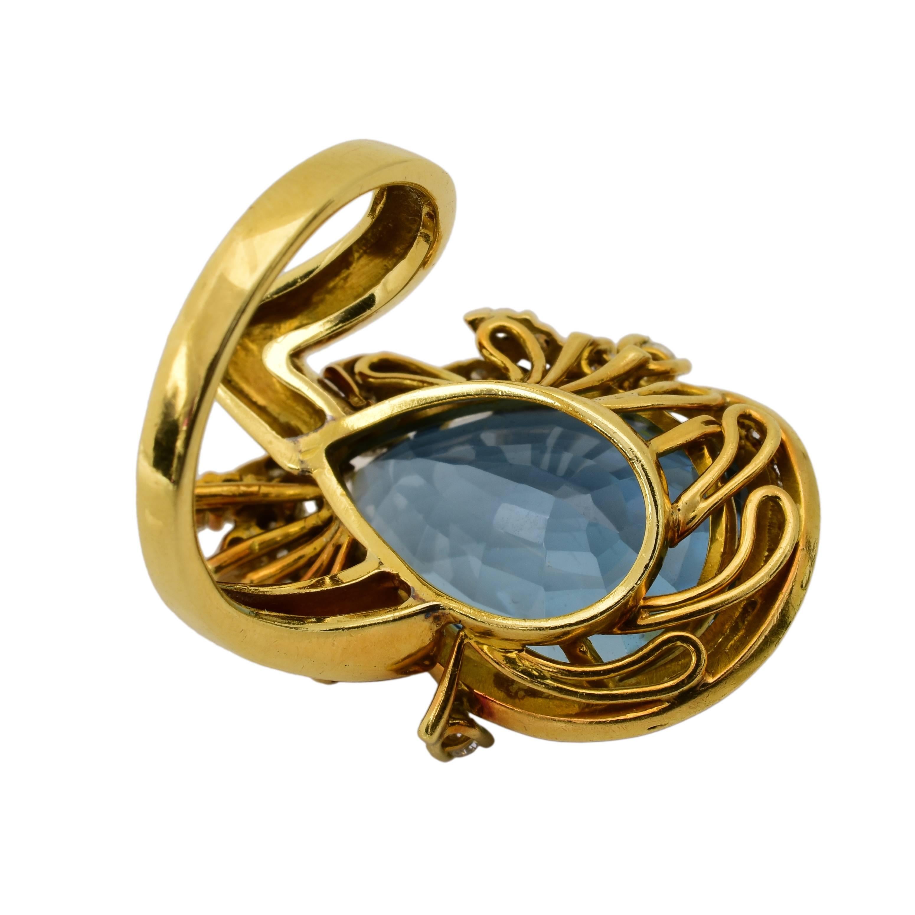 Retro Era Blue Topaz Diamond Gold Cocktail Ring In Good Condition For Sale In Los Angeles, CA