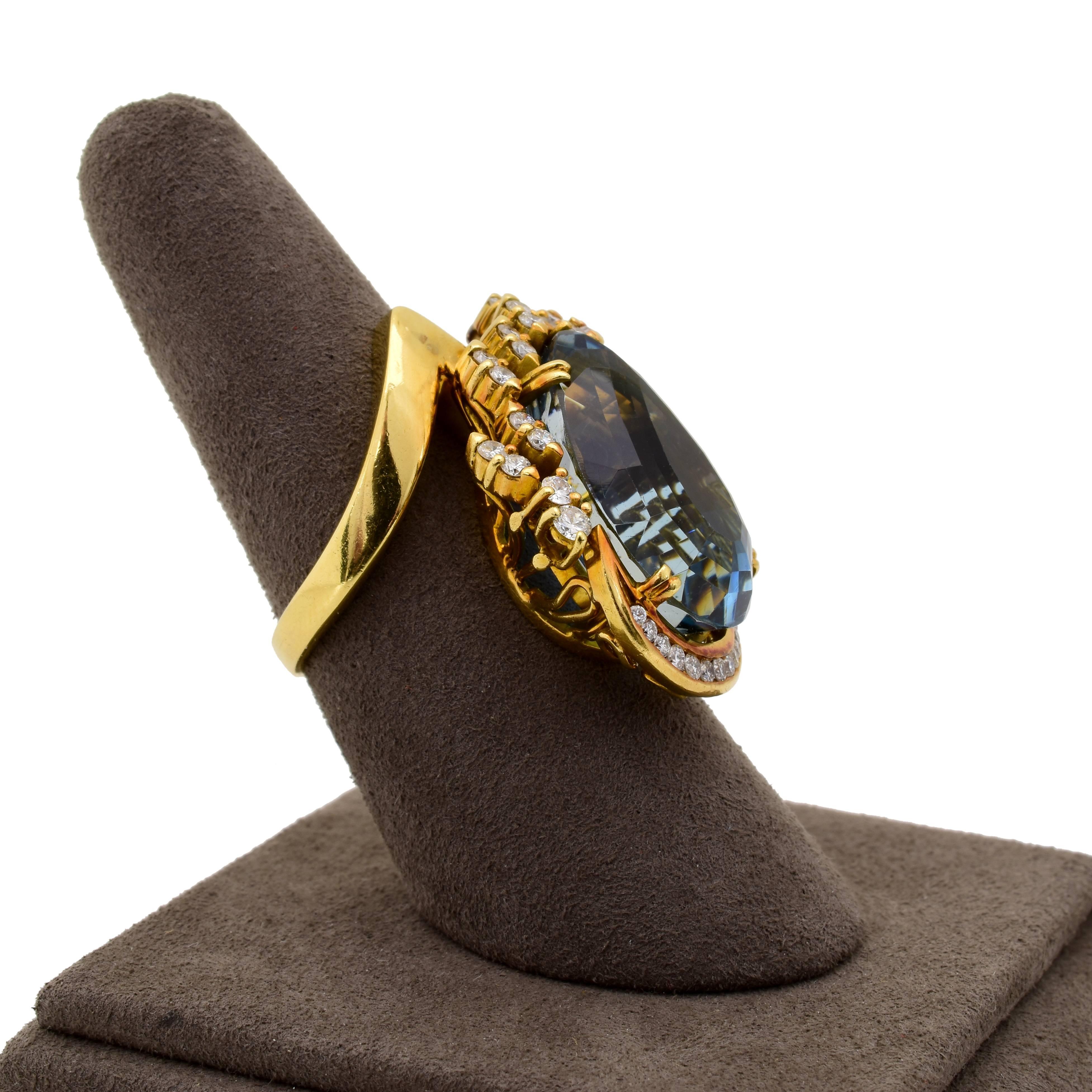 Women's Retro Era Blue Topaz Diamond Gold Cocktail Ring For Sale