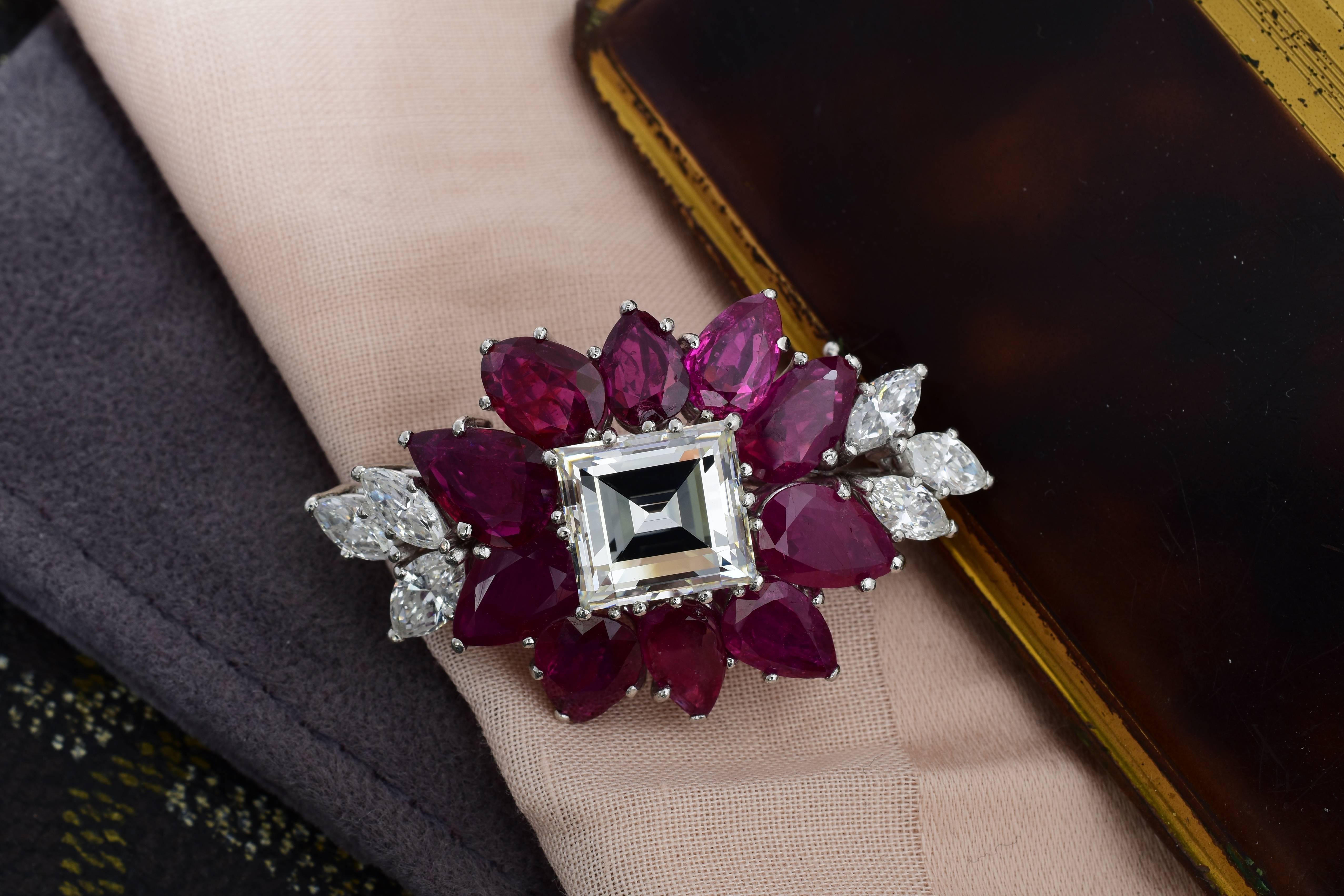 1960s Cartier 4.24 Carat Diamond Ruby Platinum Brooch In Good Condition For Sale In Los Angeles, CA