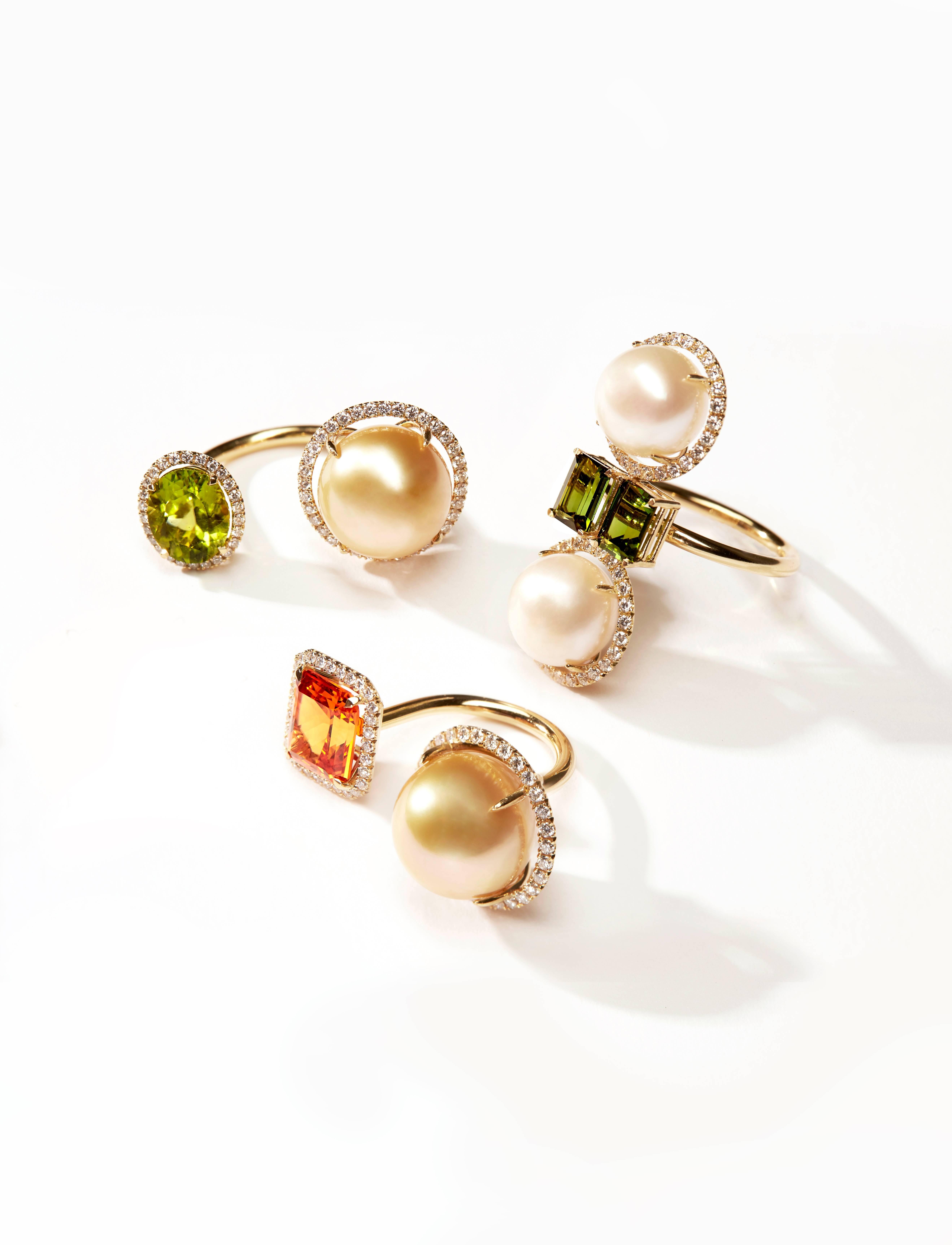 Art Deco Nadine Aysoy Yellow Gold Green Peridot and South Sea Pearl Diamond Cocktail Ring For Sale