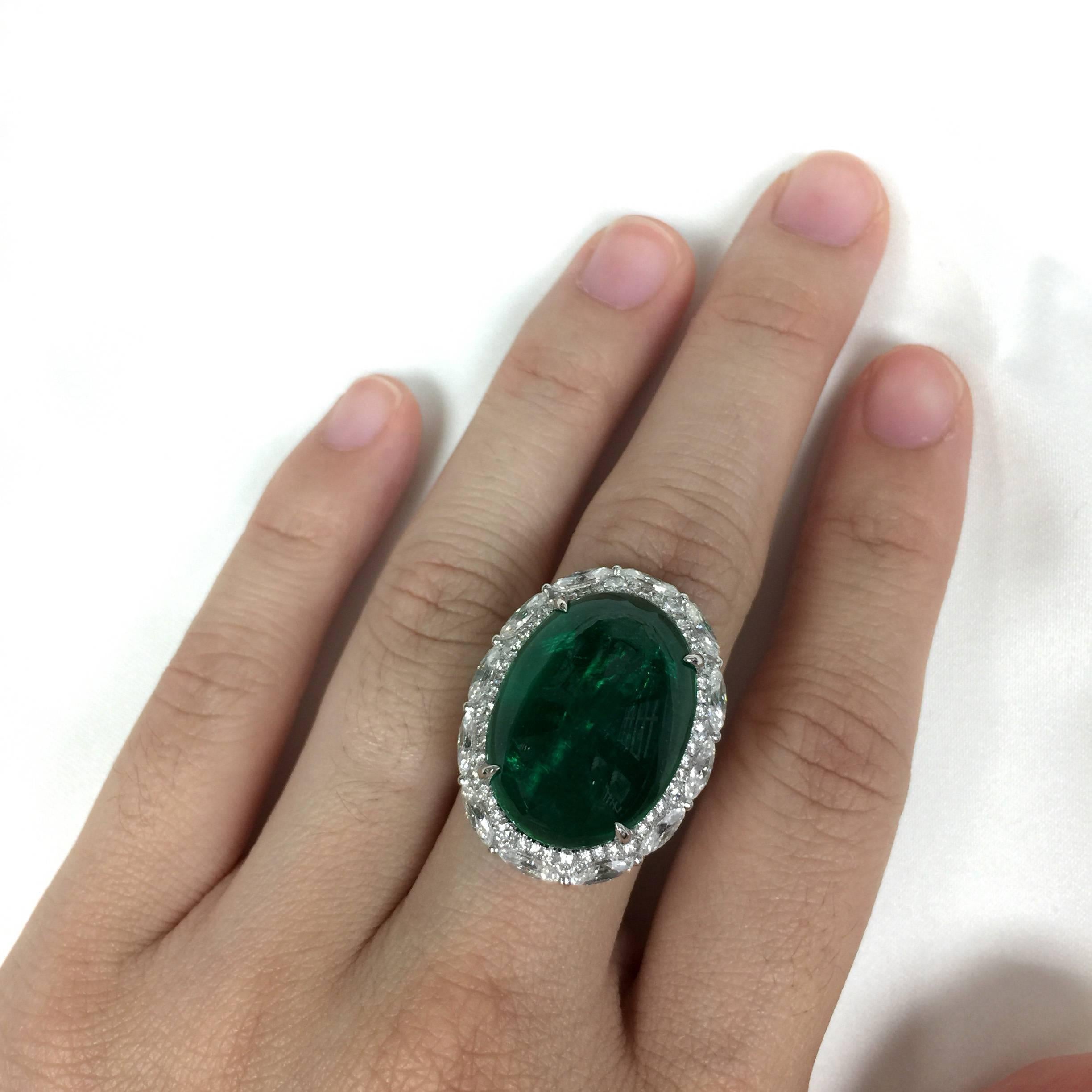 Women's or Men's 21.49 Carat Oval Cabochon Emerald Diamond Ring For Sale