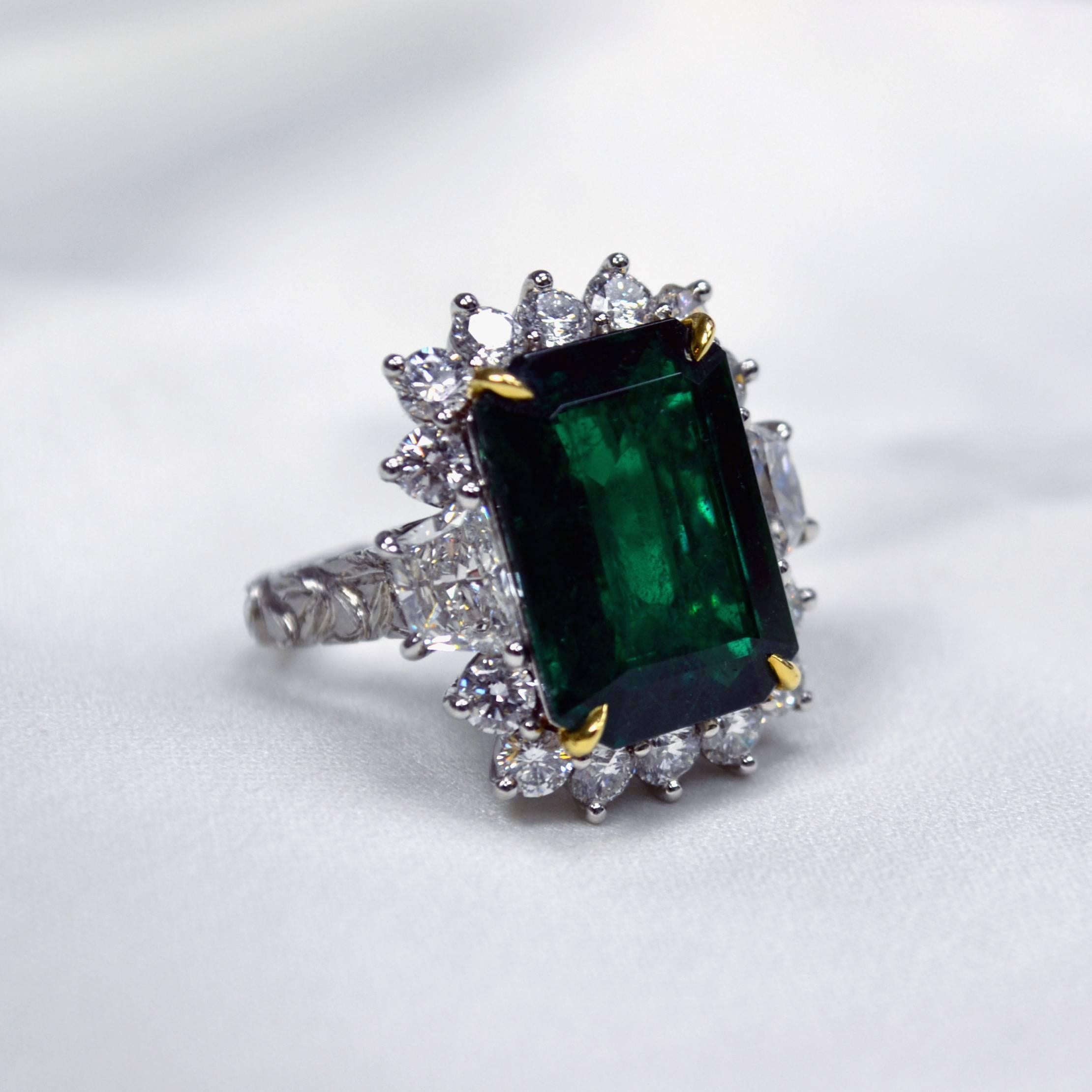 Art Deco 7.78 Carat Emerald Cut Emerald Diamond Platinum Engagement Ring For Sale
