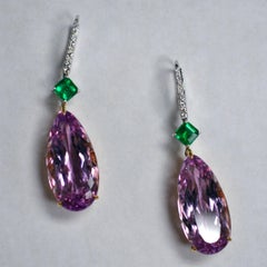37.82 Carat Pear Kunzites Emeralds 18 Karat Gold Drop Earrings