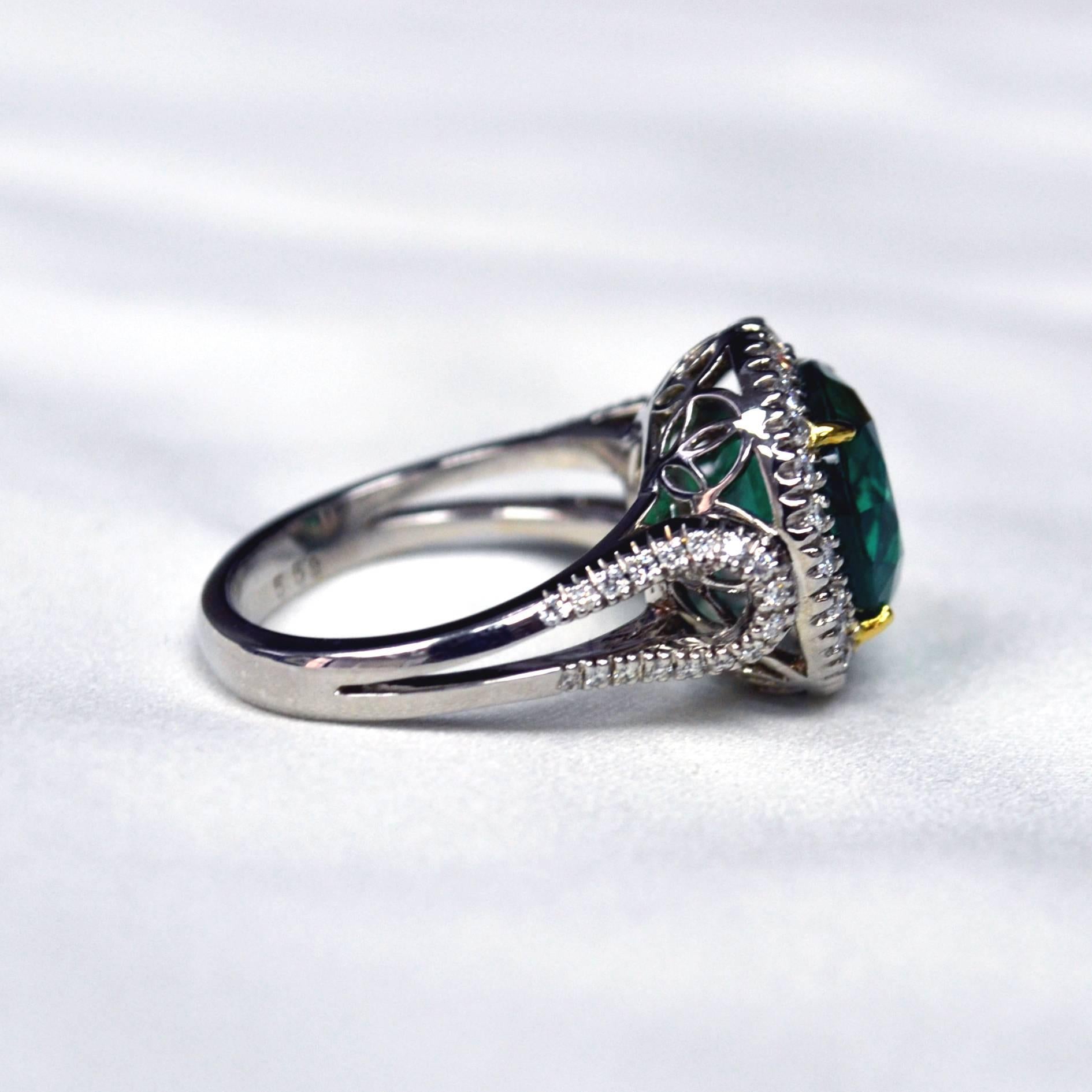 Round Cut 5.59 Carat Round Zambian Emerald Diamond Gold Ring For Sale