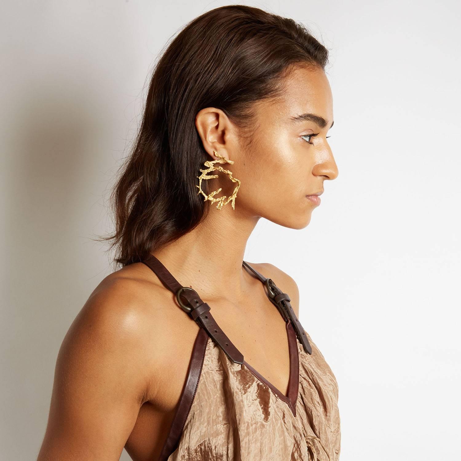 Loveness Lee Maze Natural Textured Gold Hoop Earrings In New Condition For Sale In London, GB