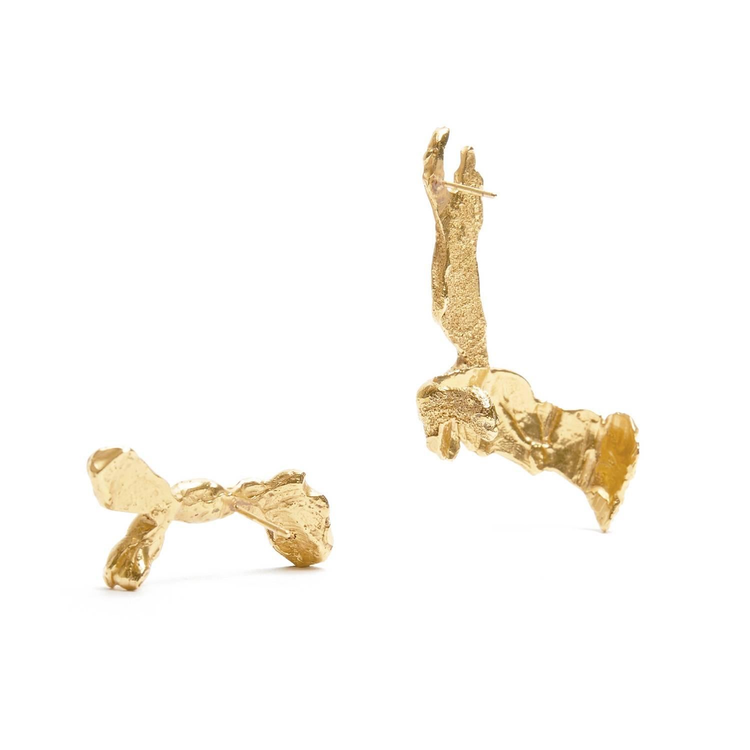 Contemporary Loveness Lee Thala Asymmetrical Gold Cuff and Drop Earrings For Sale