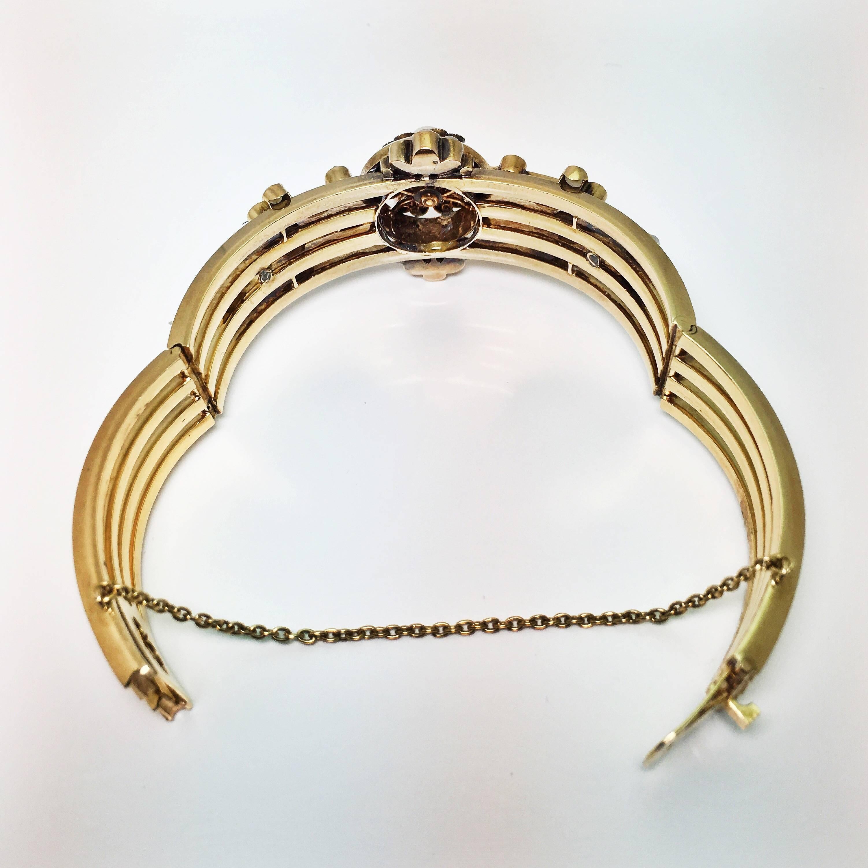 Antique French Pearl and Diamond Yellow Gold Hinged Bangle, circa 1880 In New Condition For Sale In London, GB