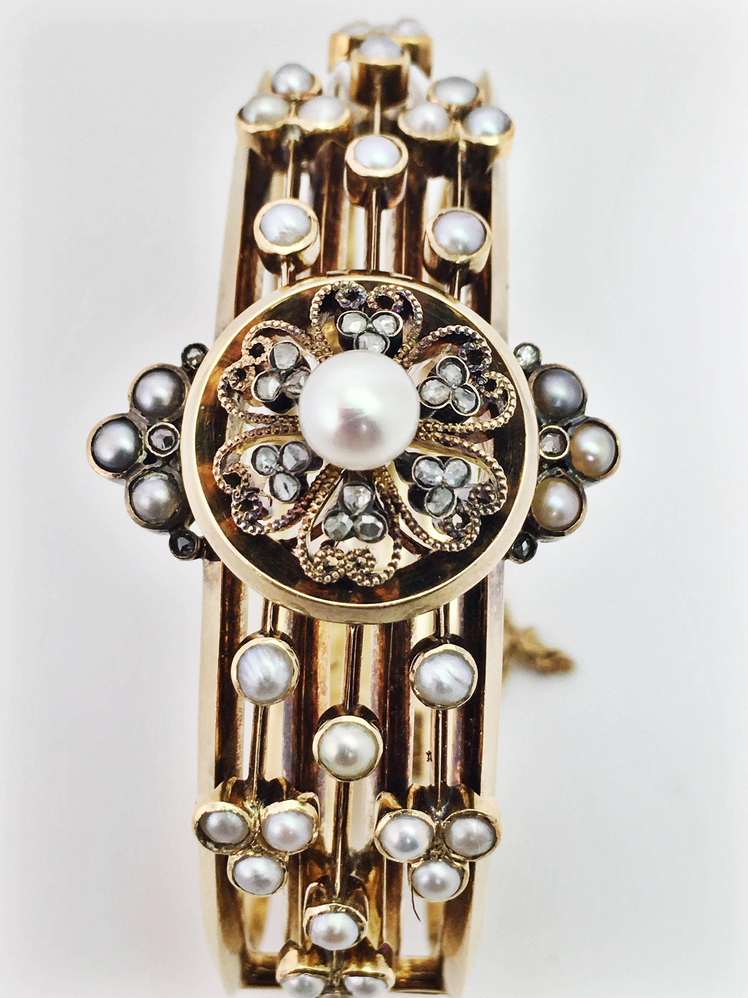 Victorian Antique French Pearl and Diamond Yellow Gold Hinged Bangle, circa 1880 For Sale