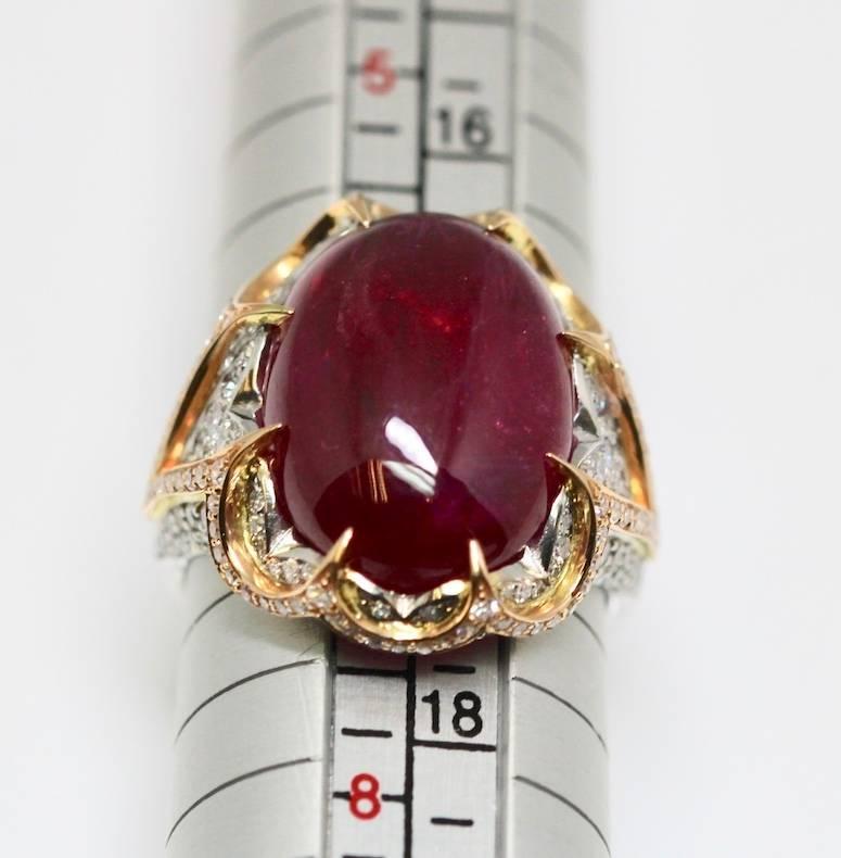 Women's Natural Certified Large Ruby and Diamond Ring in 18 Carat White and Rose Gold For Sale