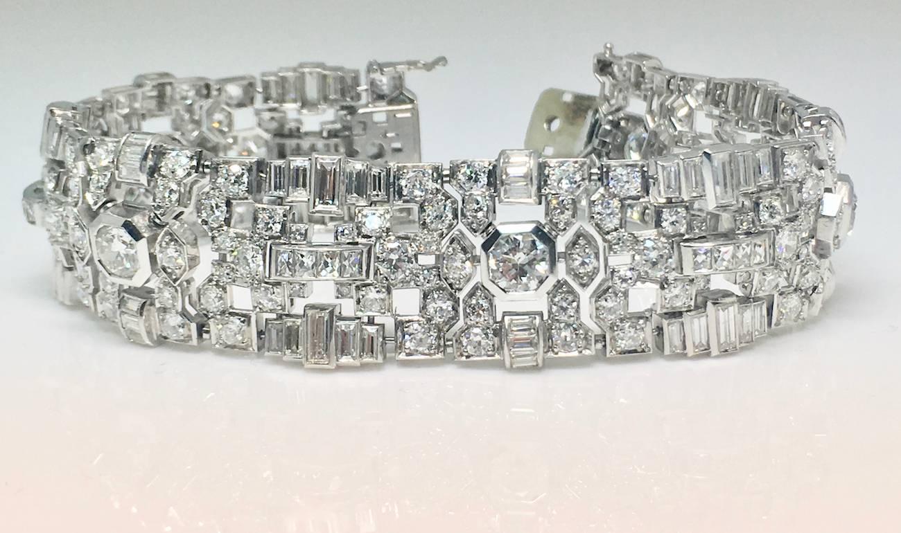 1940s Retro Platinum Flexible Diamond Bracelet 1