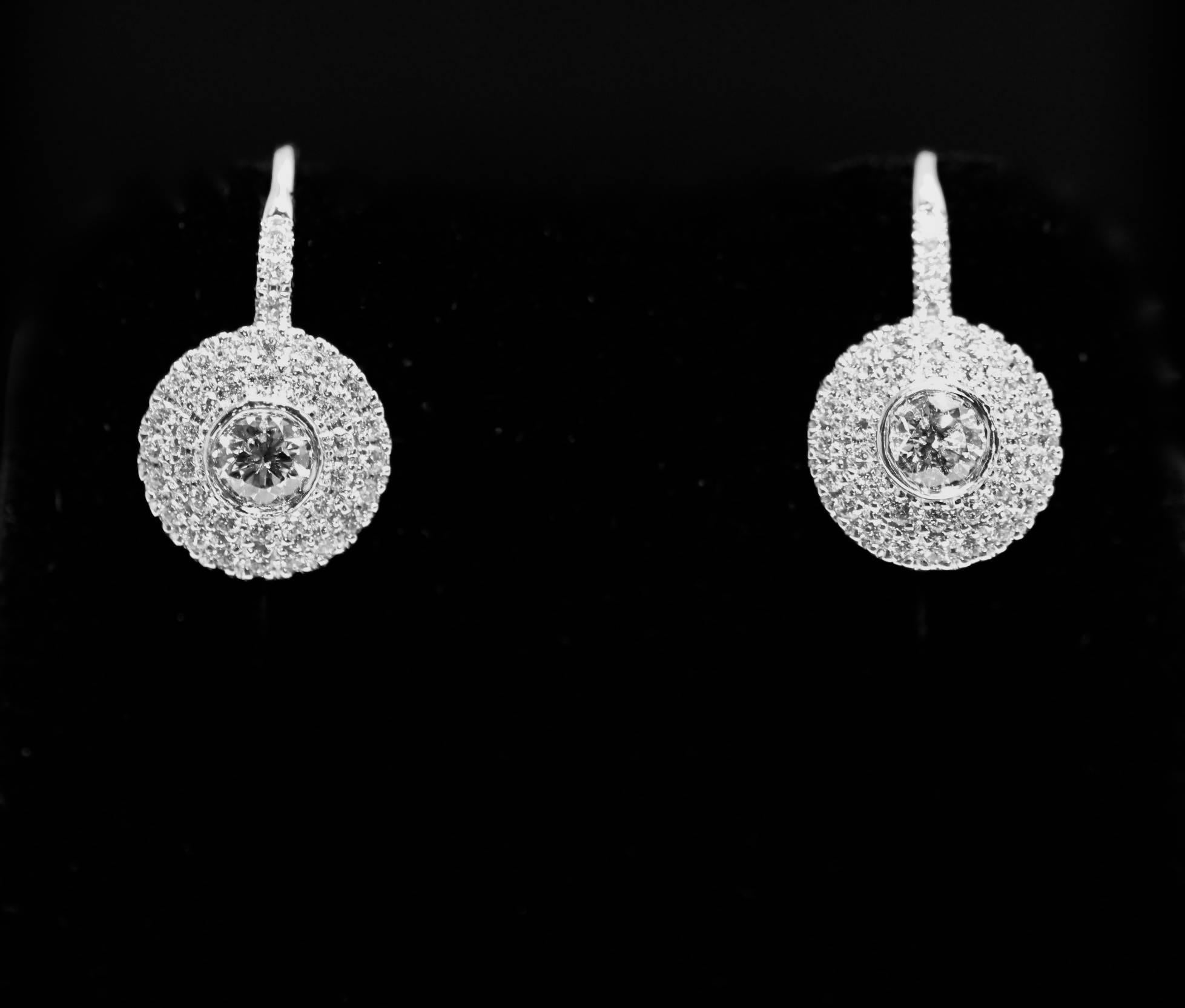 Modern 1 Carat Diamond Cluster Drop Earrings in 18 Carat White Gold For Sale