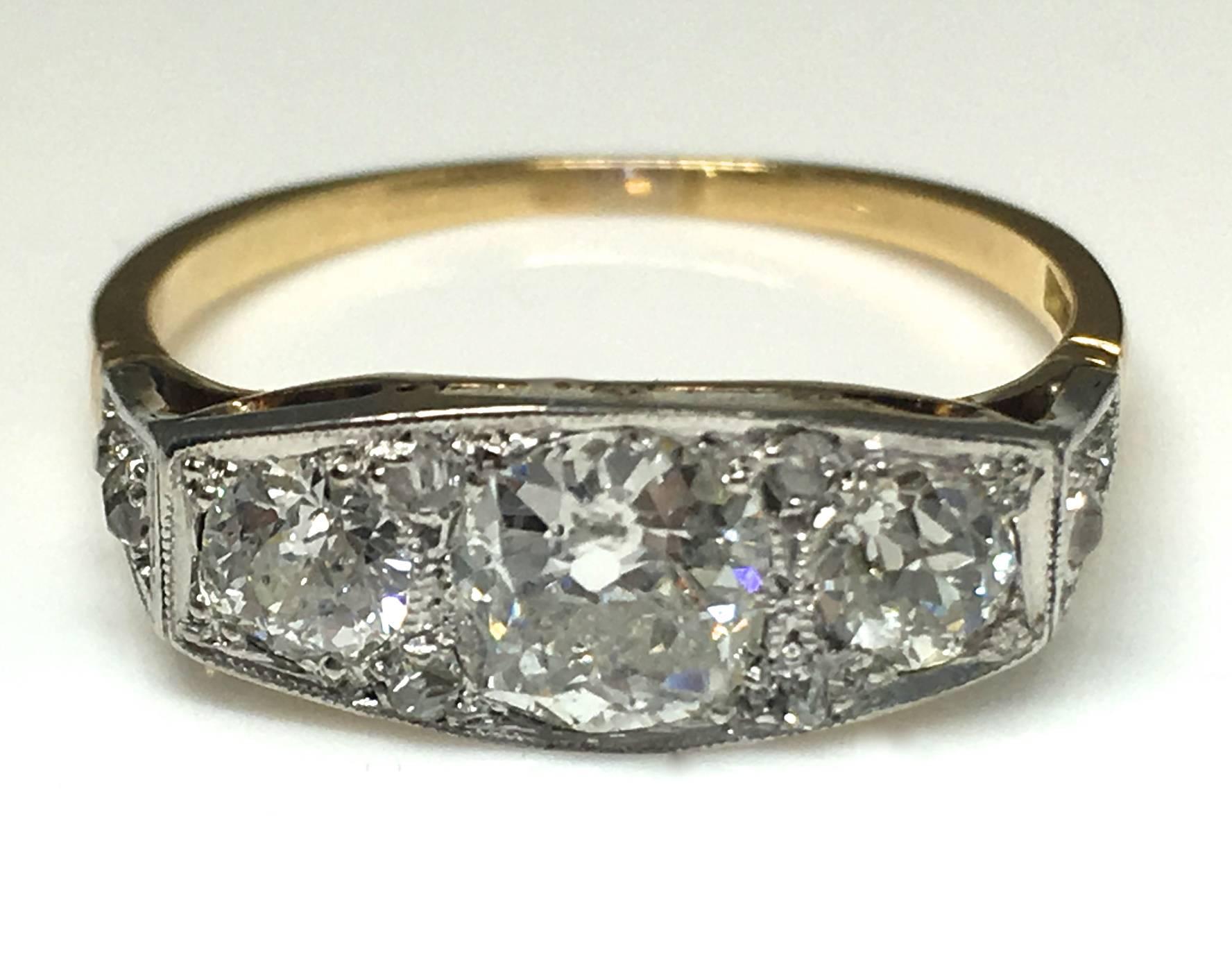 Art Deco 1930s Three-Stone Diamond Platinum and Gold Ring 3