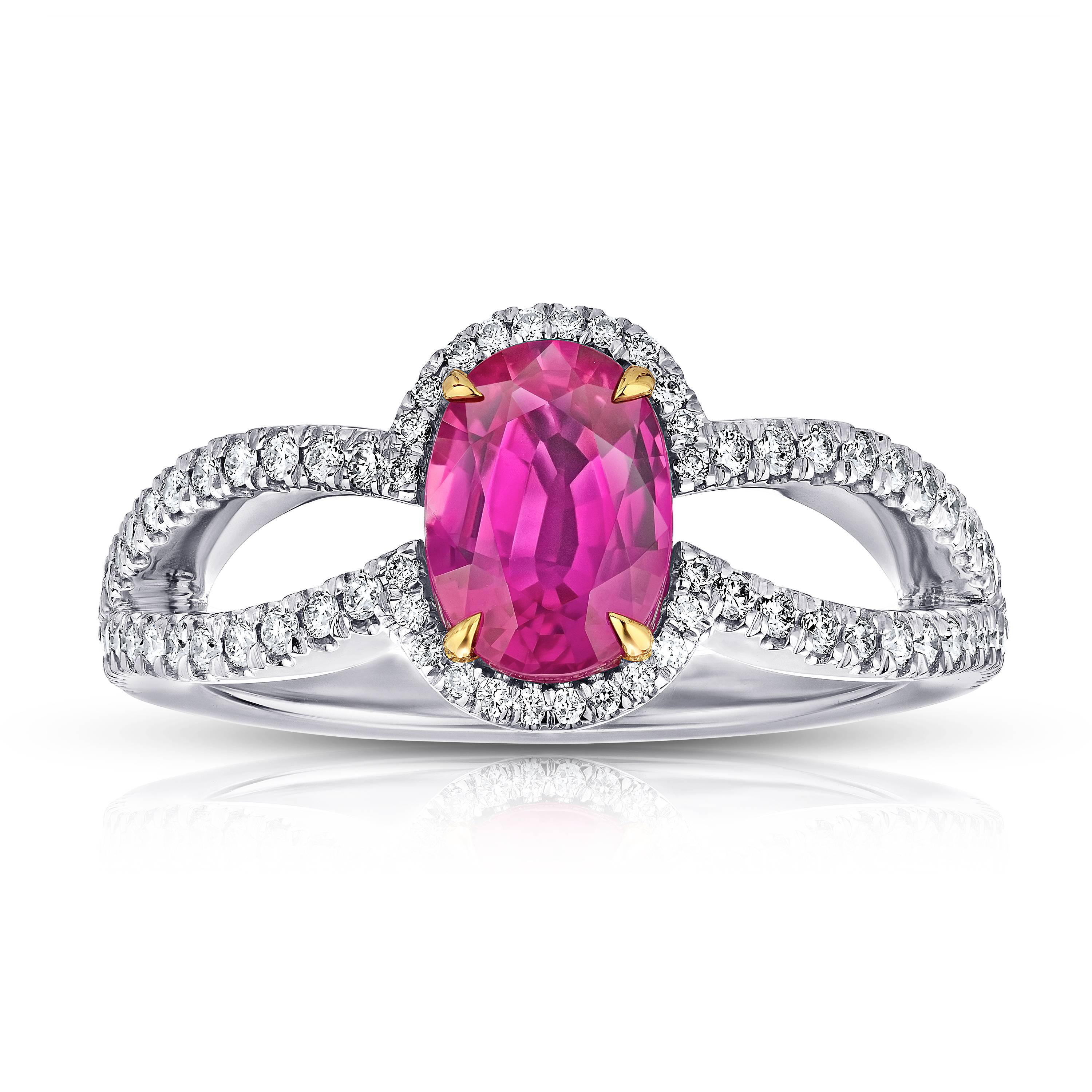 1.54 Carat Oval Ruby and Diamond Platinum Ring In New Condition For Sale In New York, NY