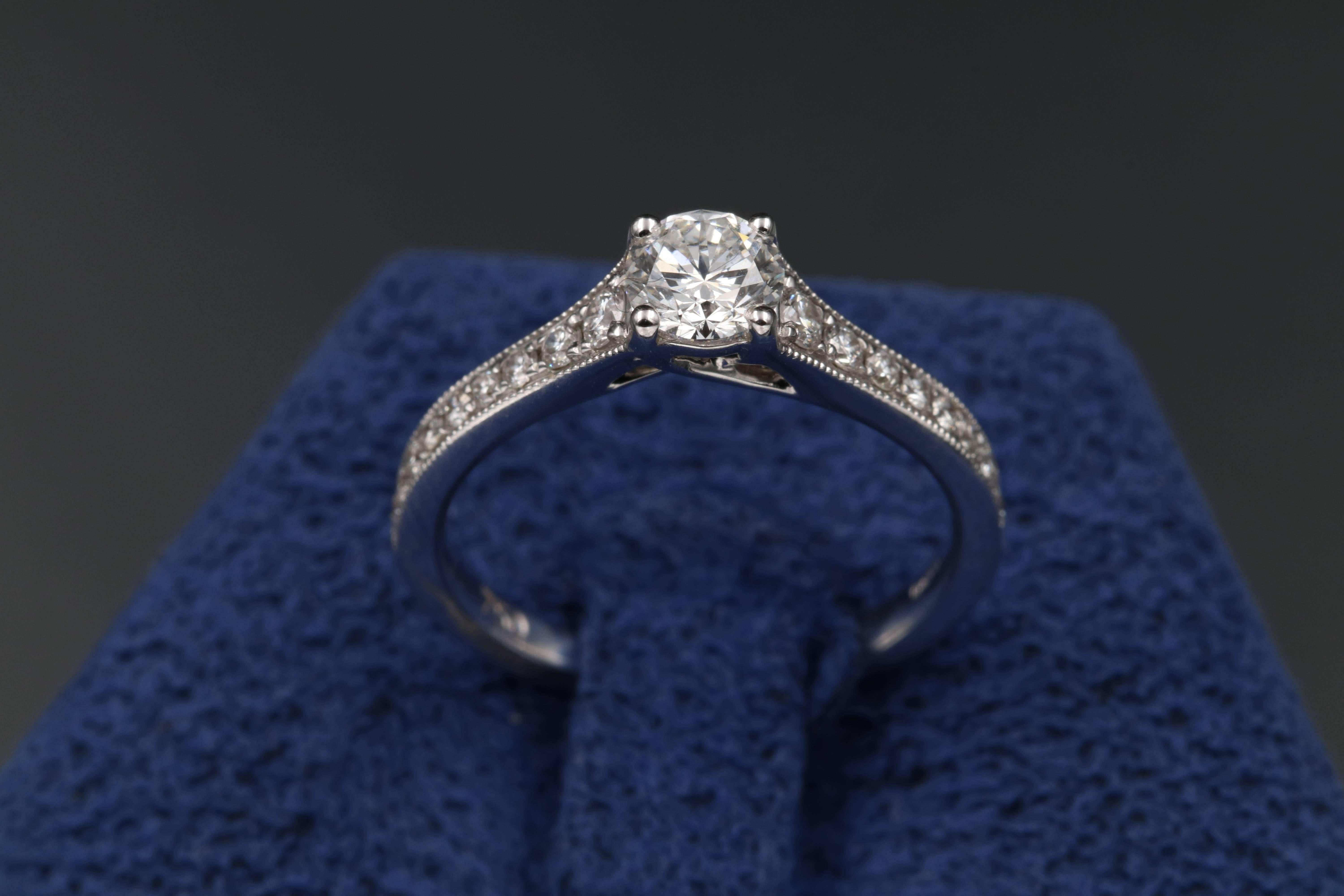 Very beautiful 18K white gold and diamonds ring. The principal diamond is 0.50 carat with GIA certificate.
Color F and clarity vs2.
the other diamonds weights 0.24 carat.
The size of the ring is 51 (5.5 US), sizeable.