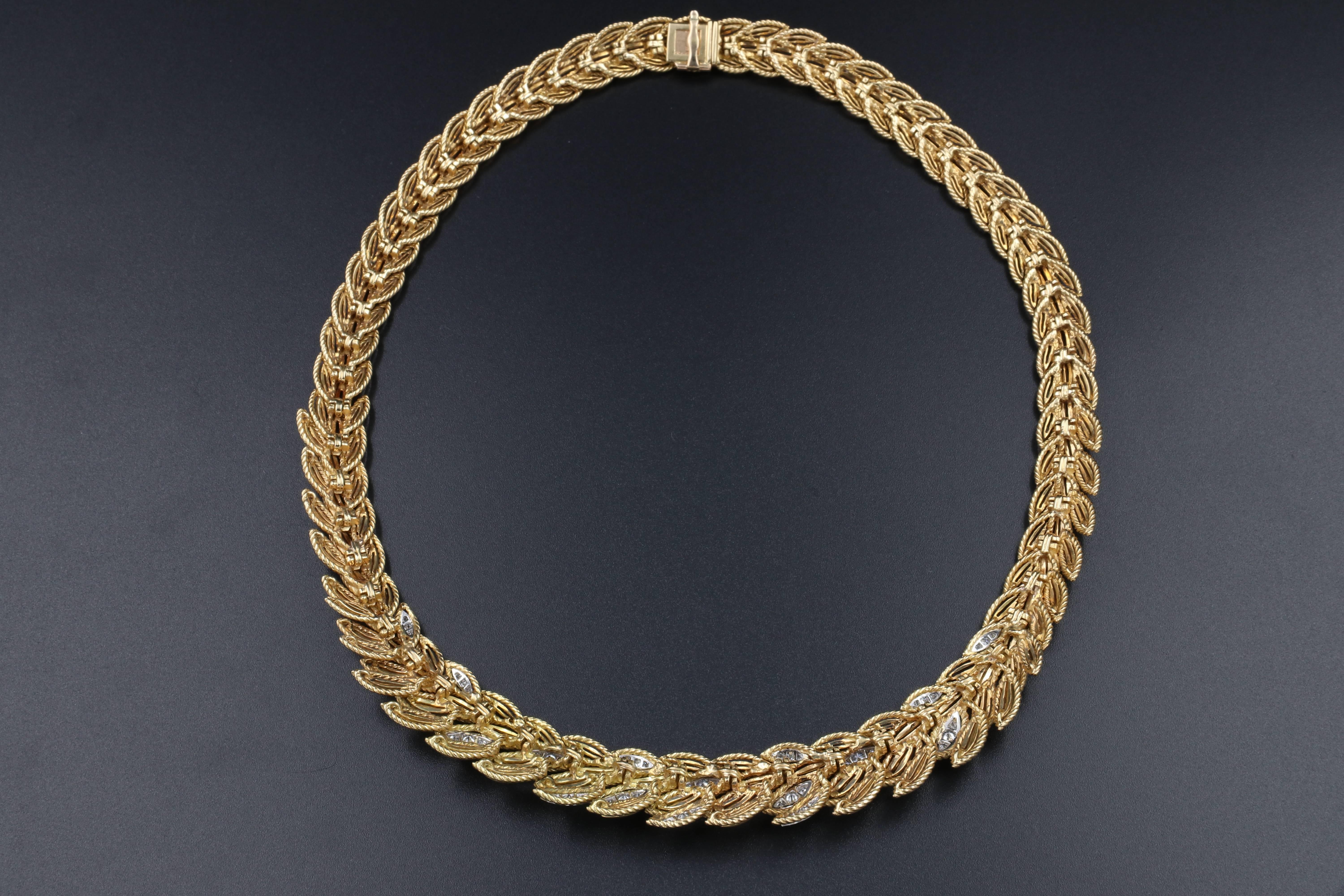 Van Cleef & Arpels Gold, Platinum and Diamonds Necklace, circa 1960 3