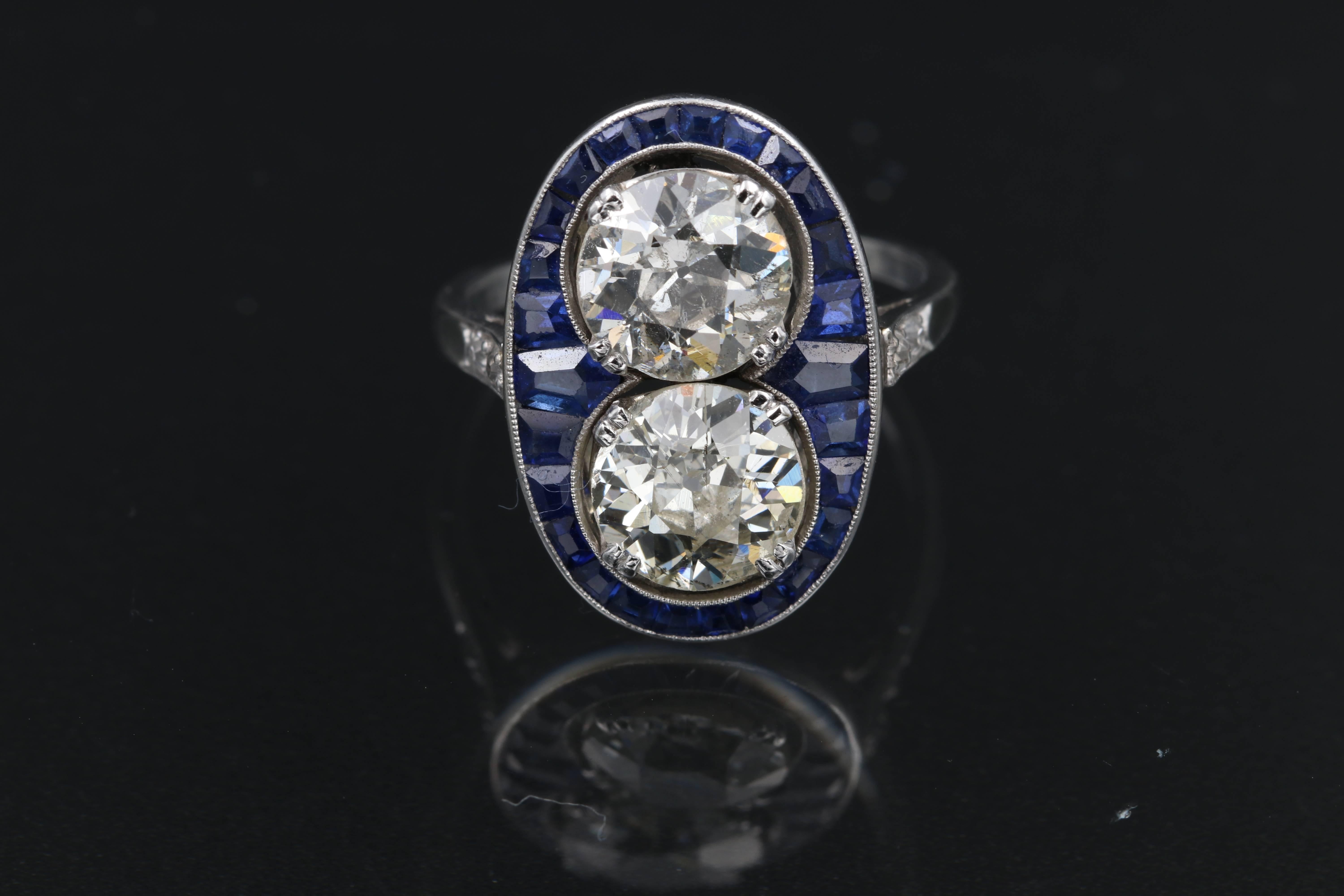 French Cut Platinum, Sapphires and Diamonds French Art Deco Toi & Moi