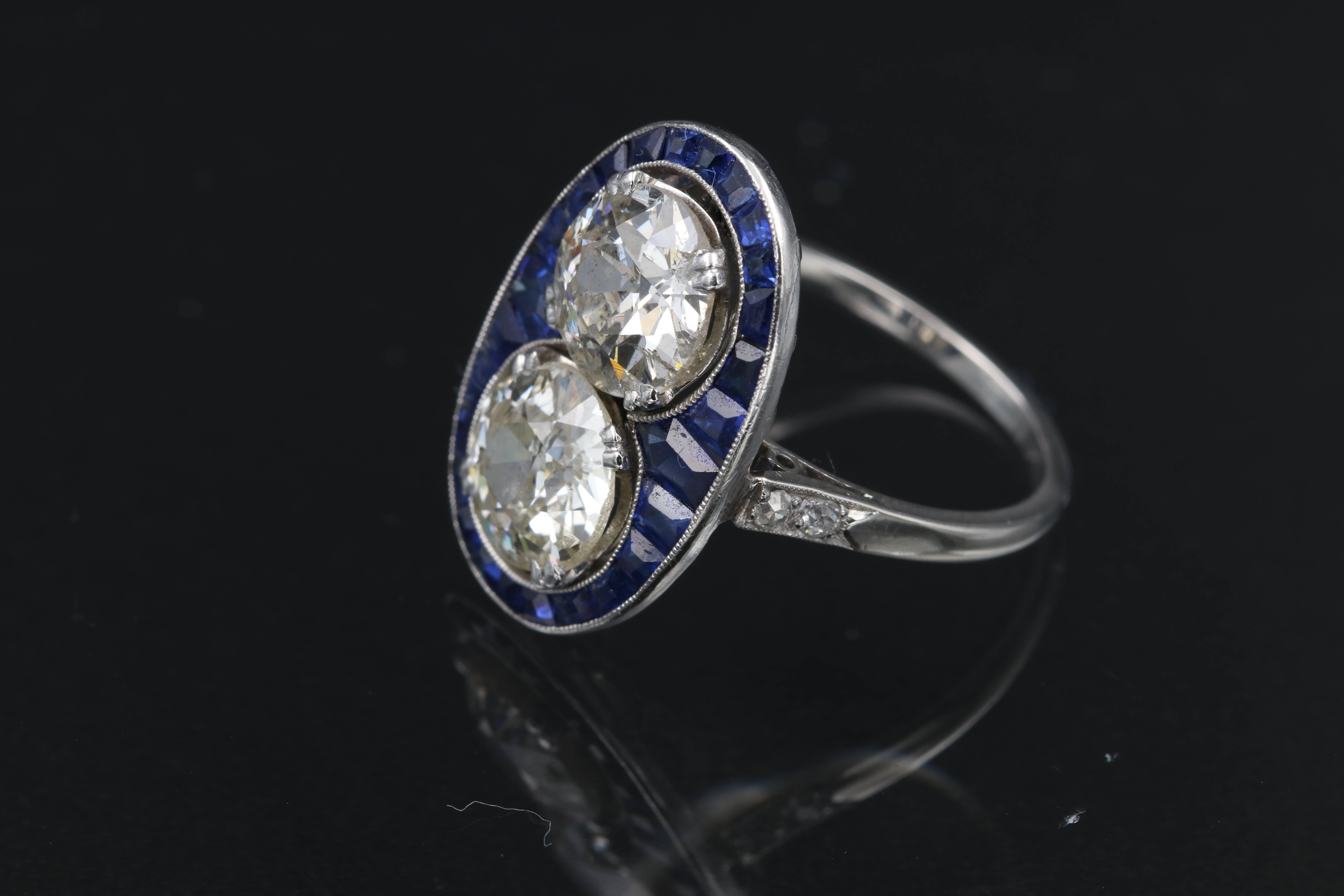 Women's Platinum, Sapphires and Diamonds French Art Deco Toi & Moi