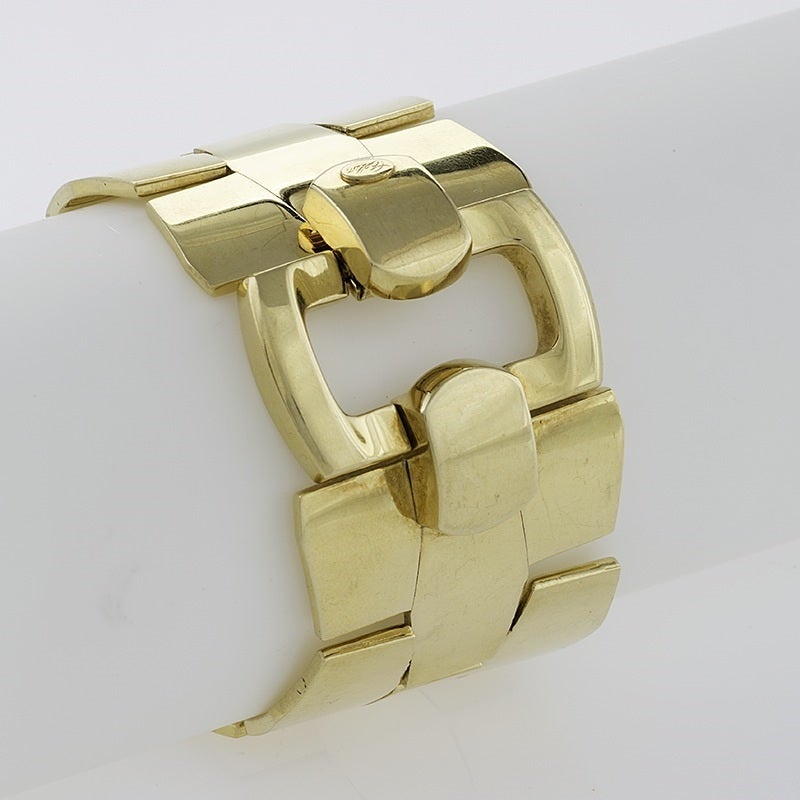 Cellini Italian 1980's Gold Link Bracelet In Excellent Condition In New York, NY