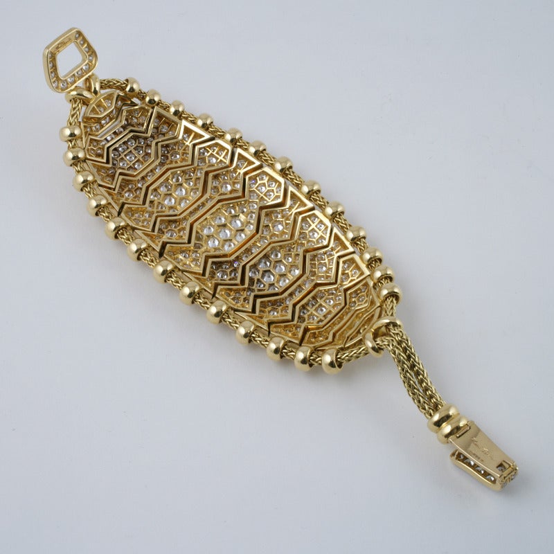 René Boivin Diamond and Gold ‘Hindu’ Bracelet In Excellent Condition In New York, NY