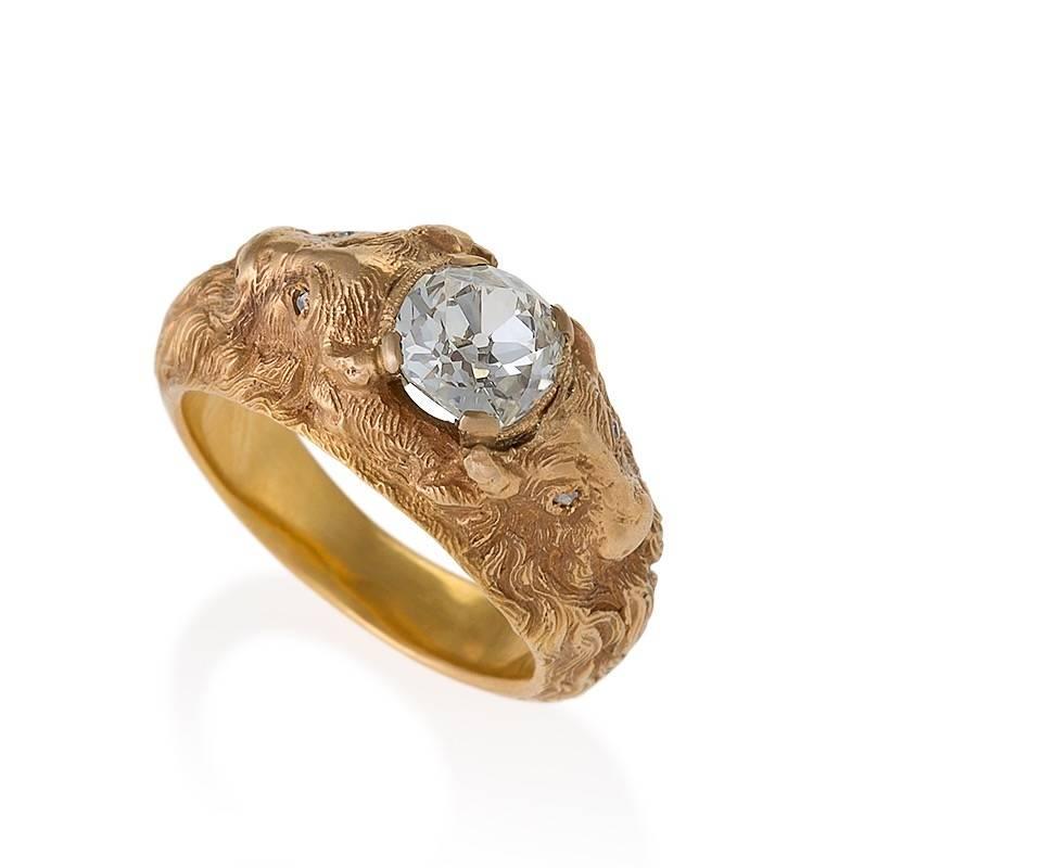Antique Gold Ring with Diamonds In Excellent Condition In New York, NY