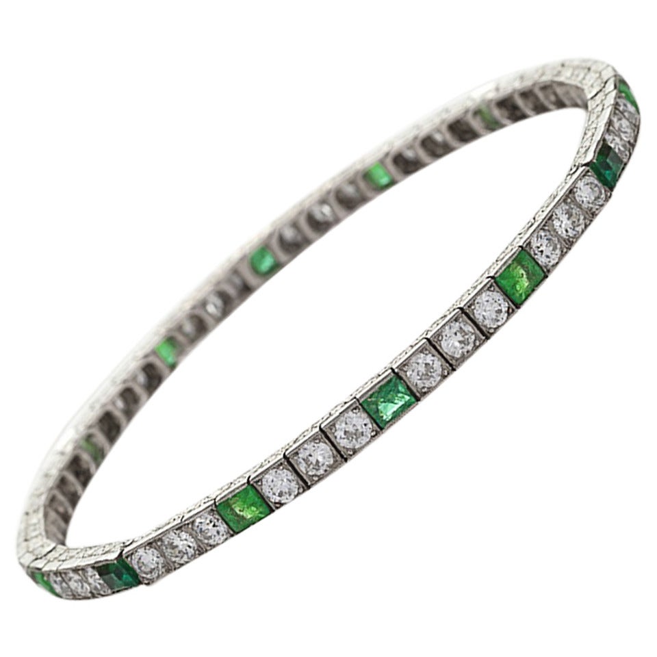 Van Cleef & Arpels Paris 1920's Art Deco Emerald Diamond Platinum Bracelet