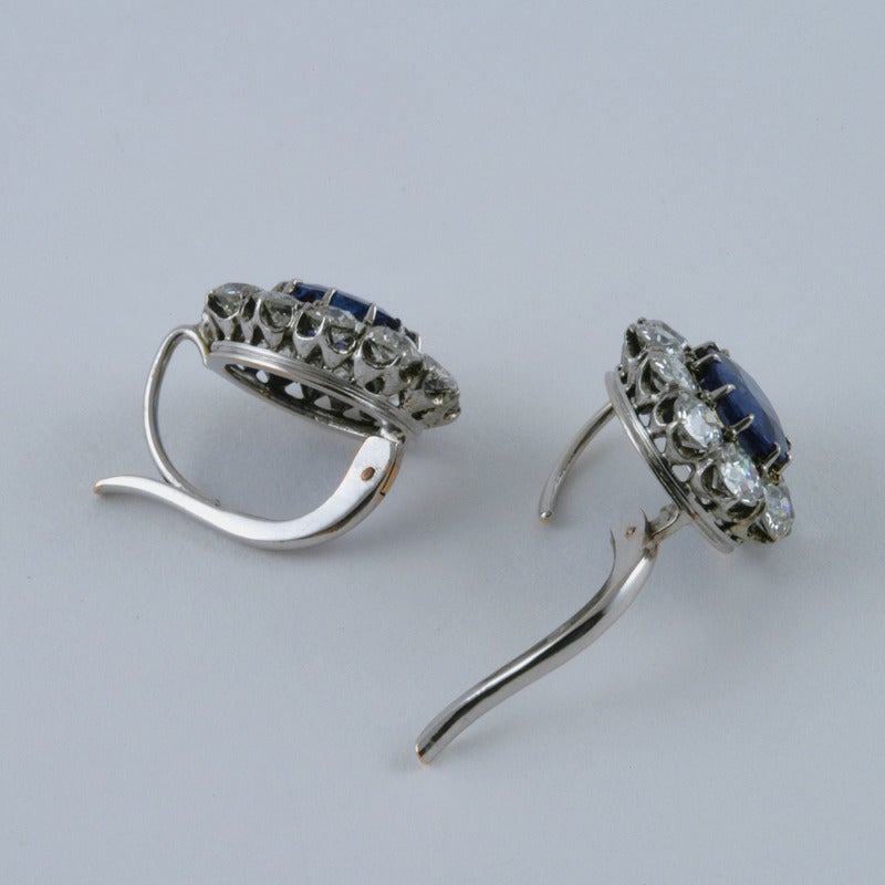Antique Sapphire Diamond Gold Cluster Earrings In Excellent Condition In New York, NY