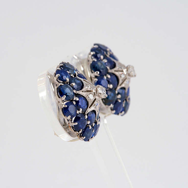 1950s Sapphire Diamond Platinum Earrings In Excellent Condition In New York, NY