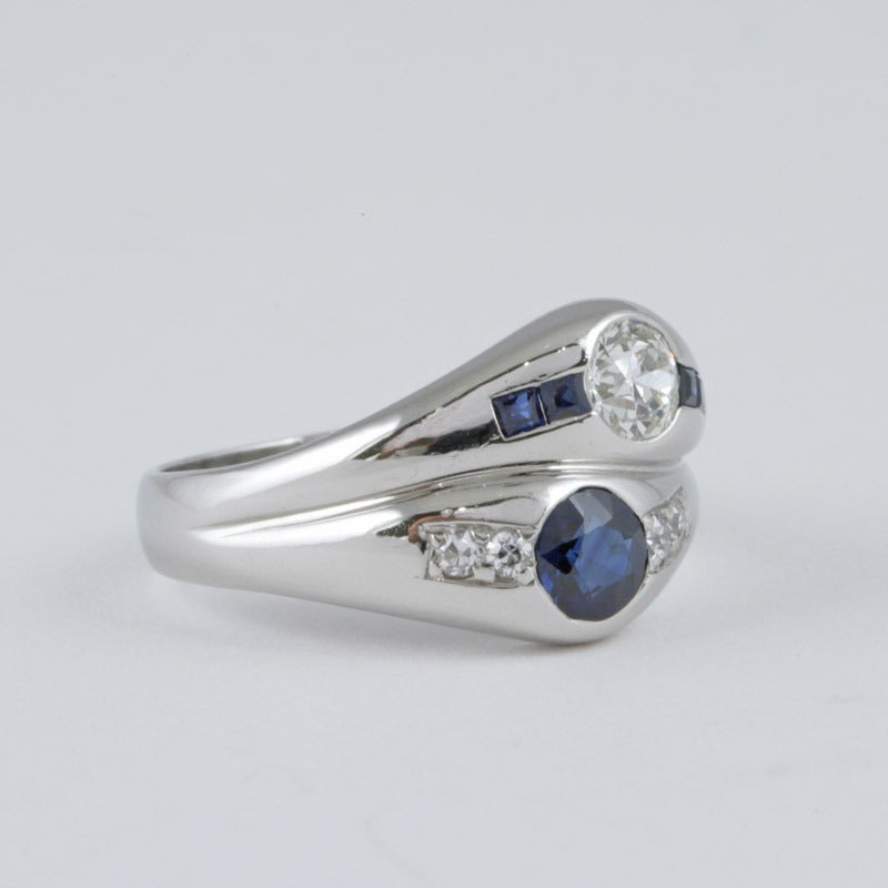 1930s Art Deco Sapphire Diamond and Platinum Double Ring In Excellent Condition For Sale In New York, NY