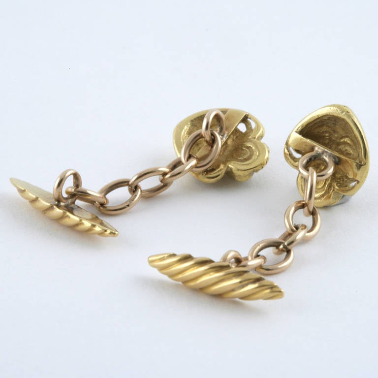 Art Nouveau Diamond and Gold Figural Cufflinks In Excellent Condition In New York, NY