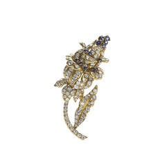 LaCloche Paris Mid-20th Century Sapphire Diamond and Gold Flower Brooch 5